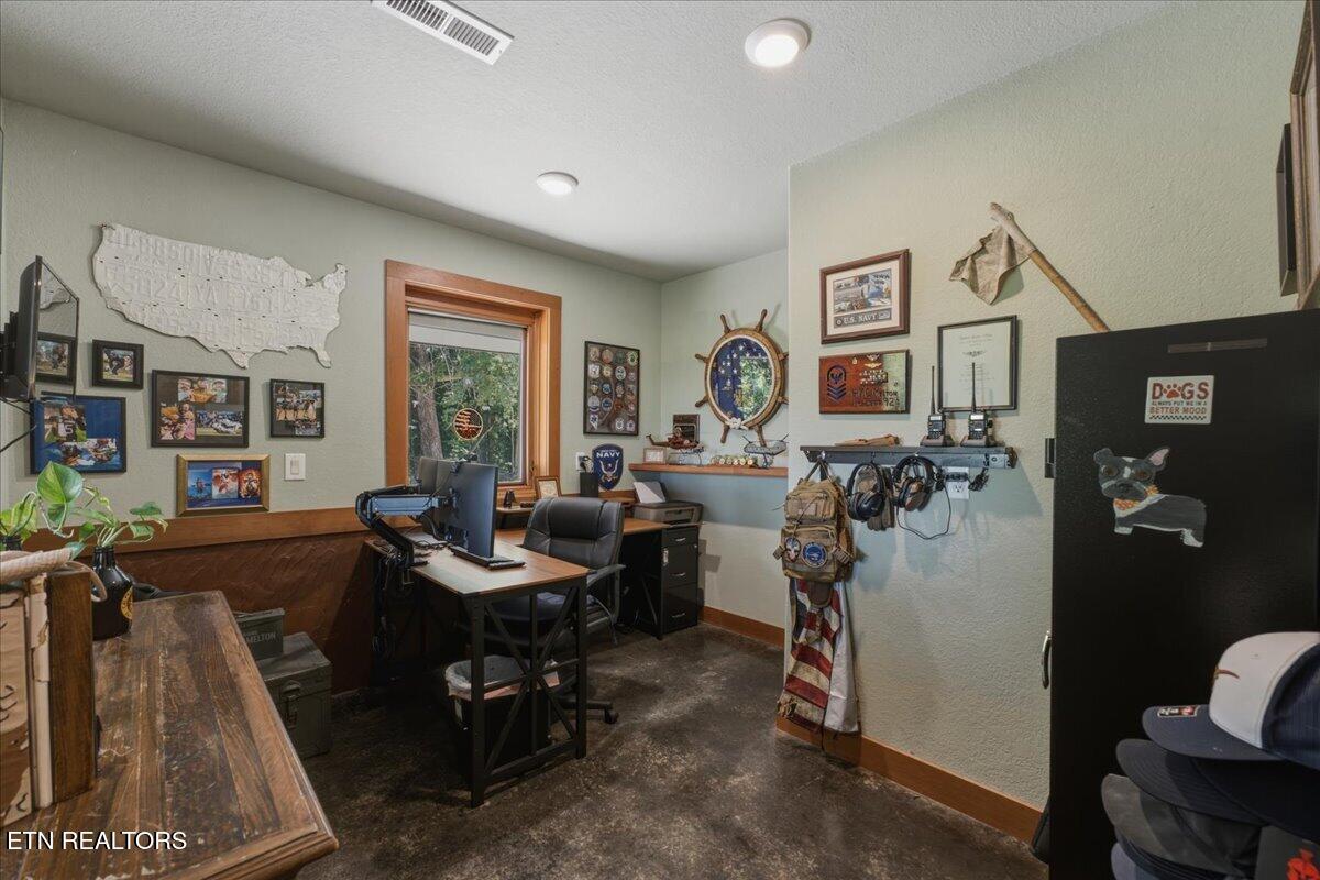 111 Eagle Ridge Road Kingston TN 37763