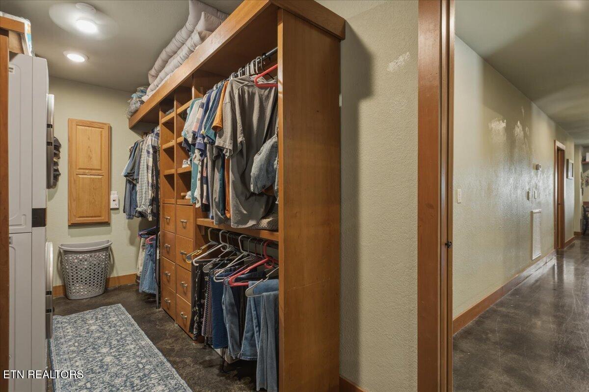111 Eagle Ridge Road Kingston TN 37763
