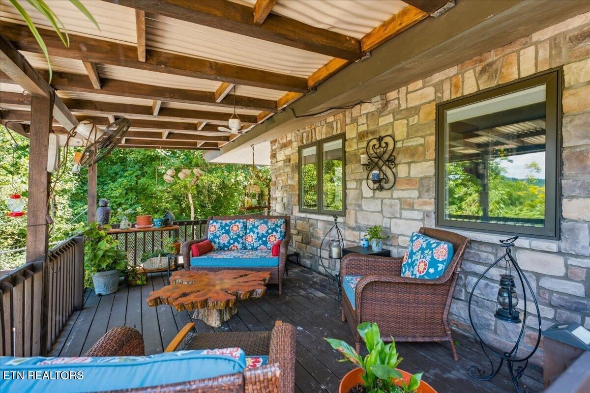 111 Eagle Ridge Road Kingston TN 37763