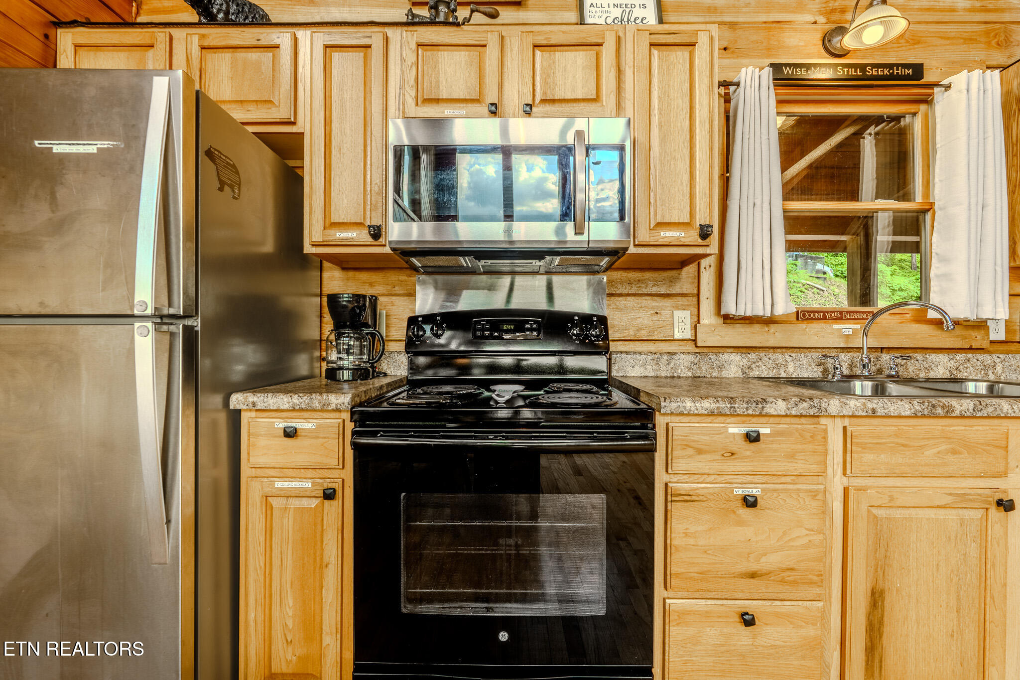 569 Forest Springs Drive Gatlinburg TN 37738