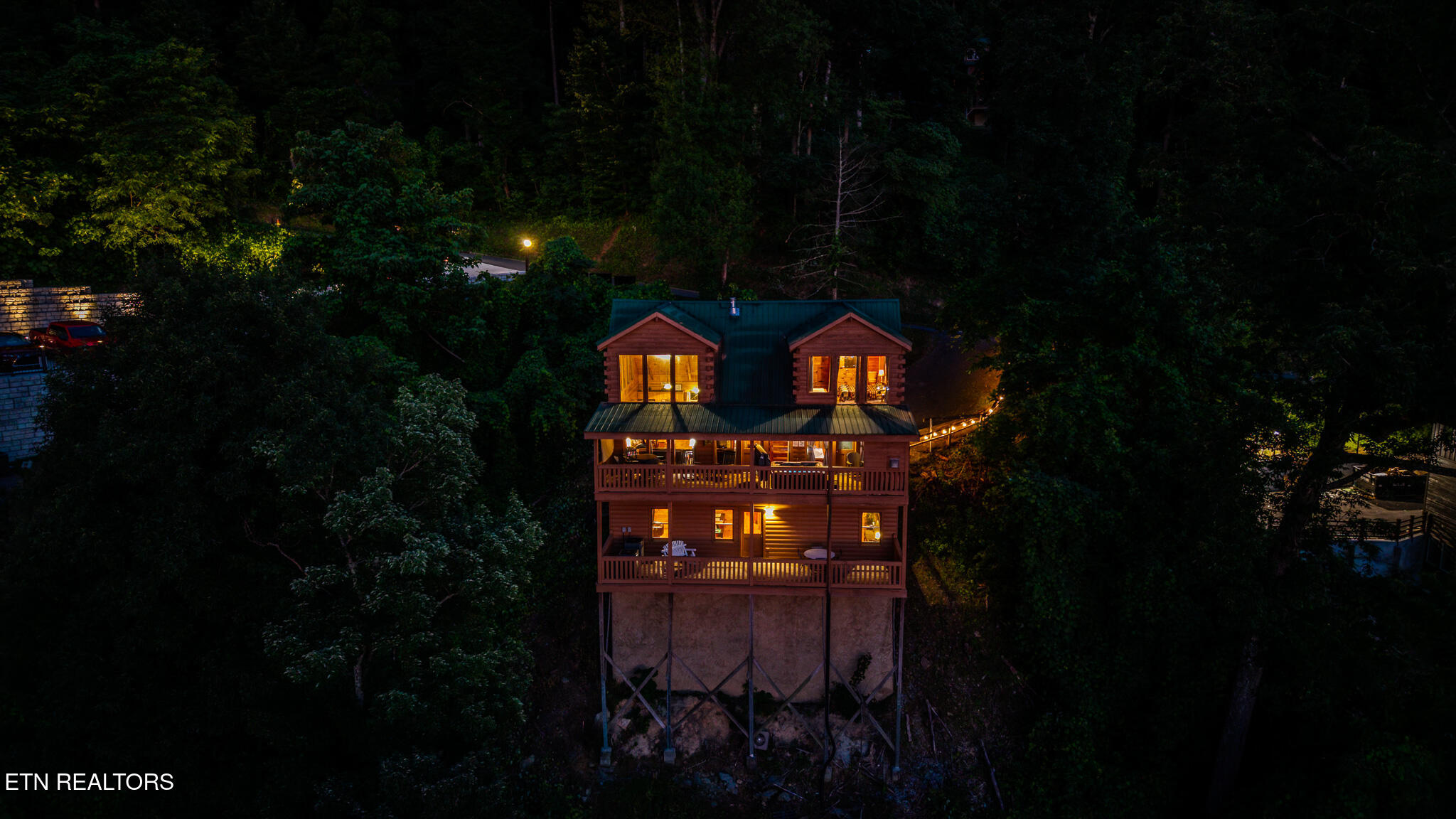 569 Forest Springs Drive Gatlinburg TN 37738