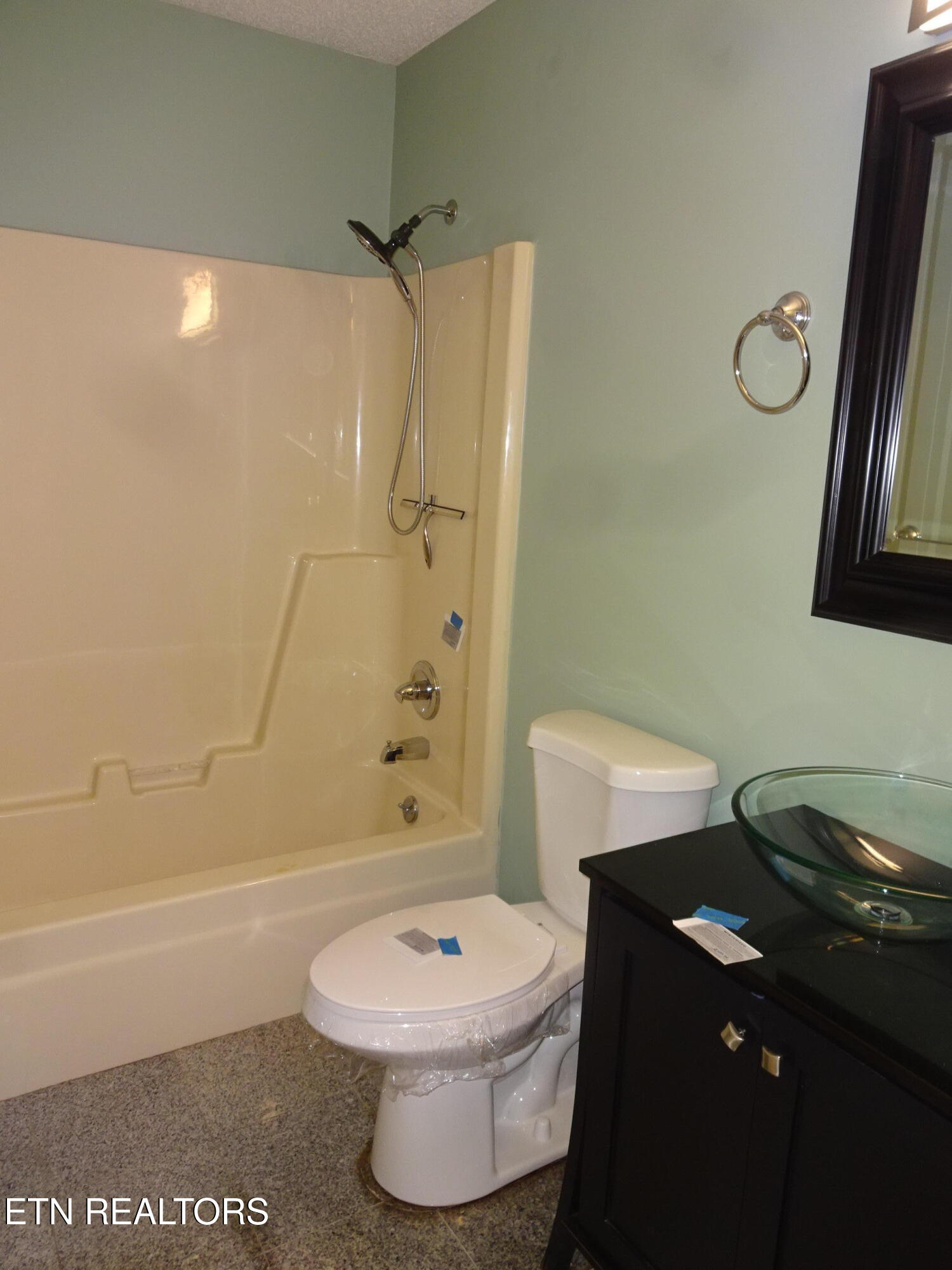 763 Blockhouse Valley Road Clinton TN 37716