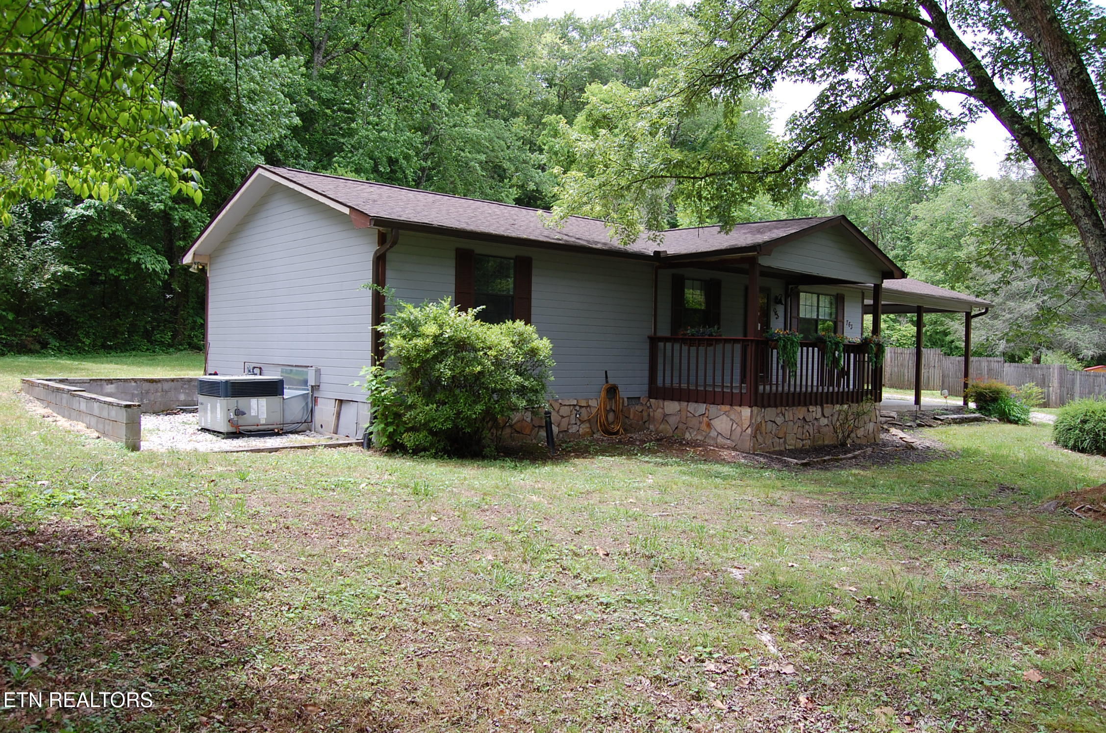 763 Blockhouse Valley Road Clinton TN 37716