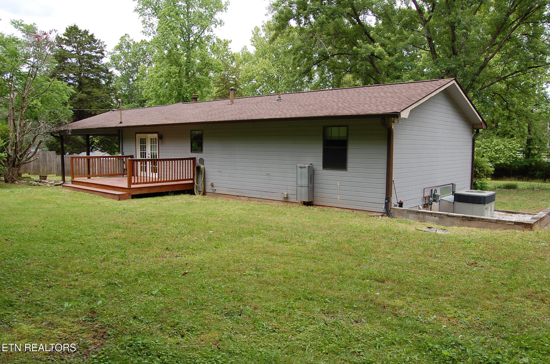 763 Blockhouse Valley Road Clinton TN 37716