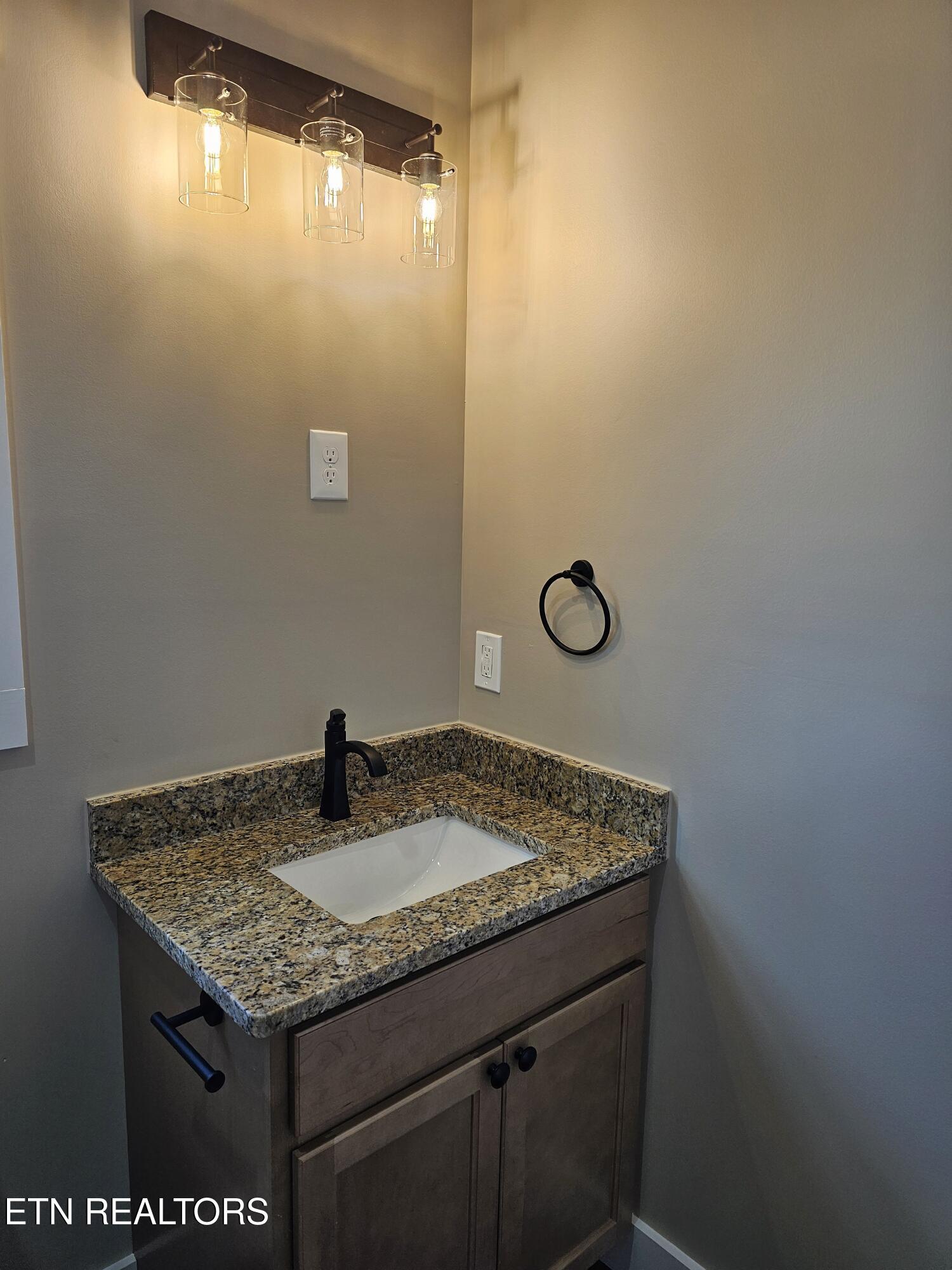 2711 Vista Meadows Lane Sevierville TN 37876