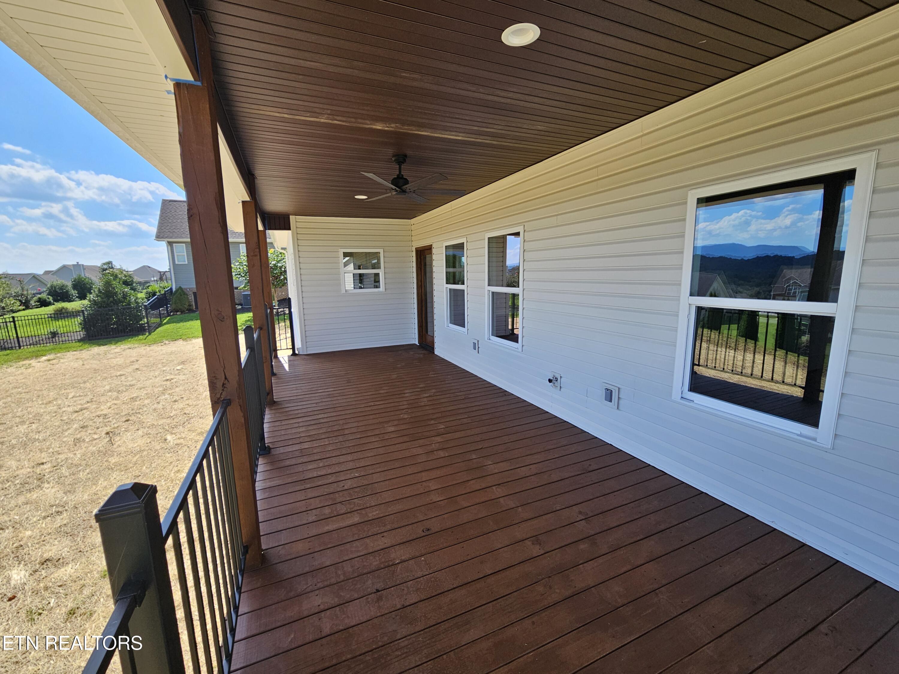 2711 Vista Meadows Lane Sevierville TN 37876