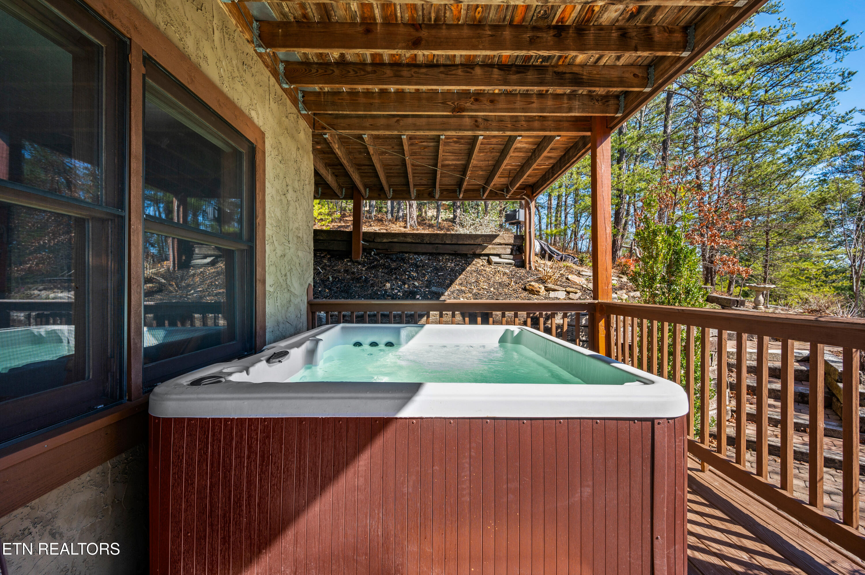 2644 Raccoon Hollow Way Sevierville TN 37862