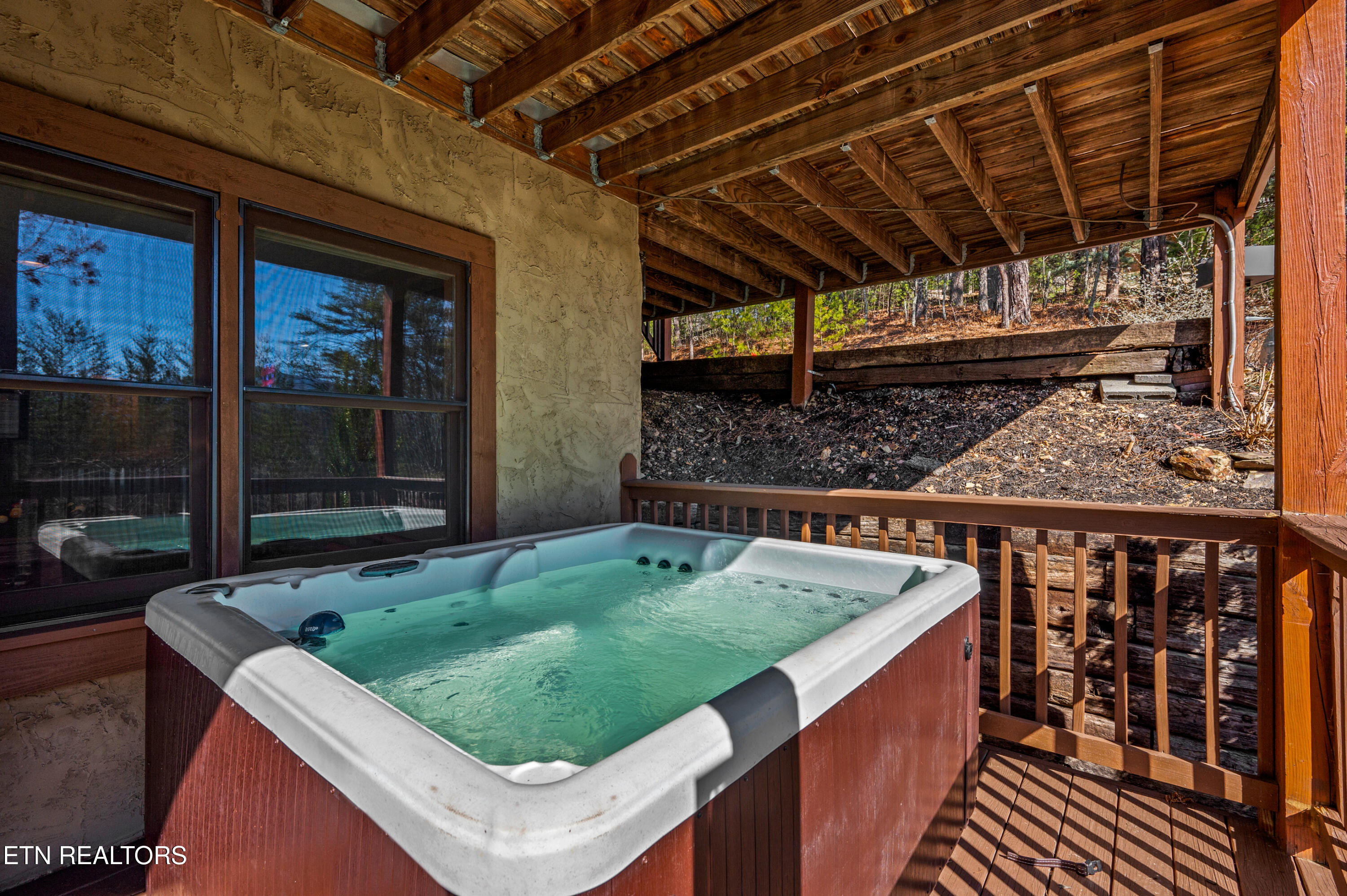 2644 Raccoon Hollow Way Sevierville TN 37862