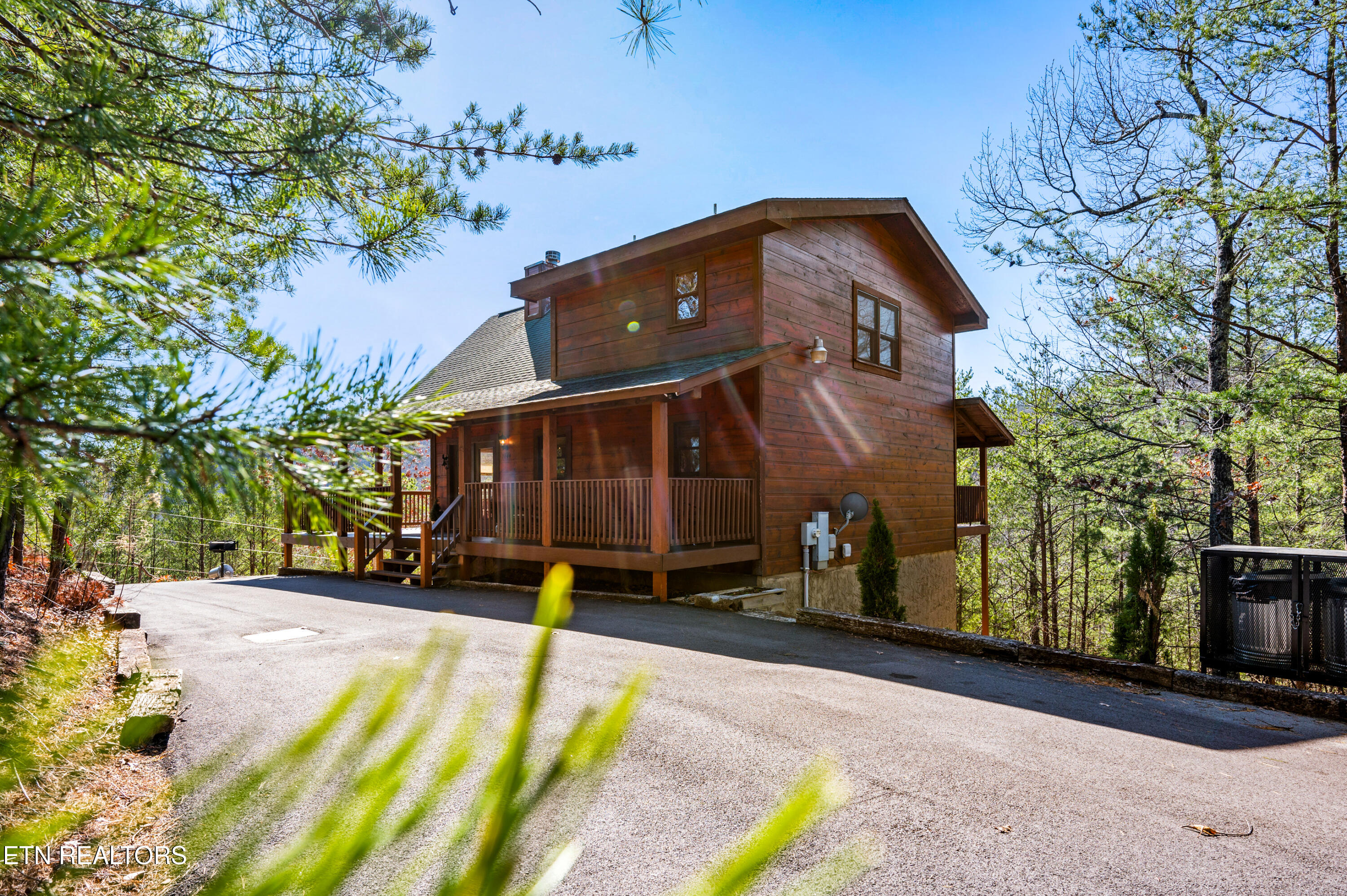 2644 Raccoon Hollow Way Sevierville TN 37862