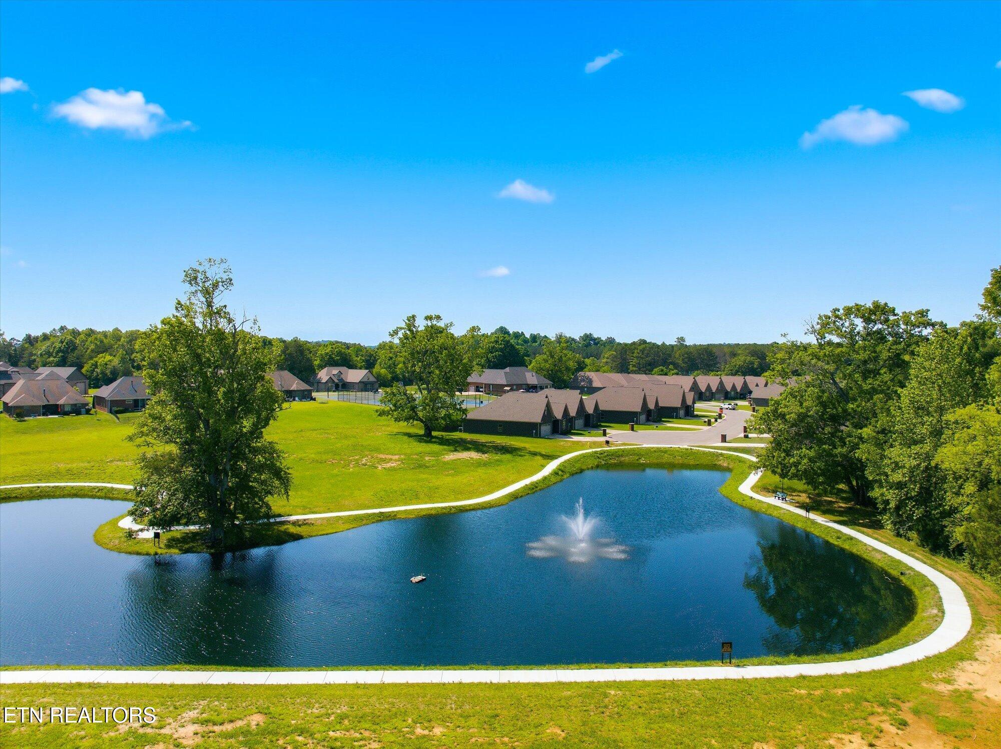 224 Lake View Point Englewood TN 37329