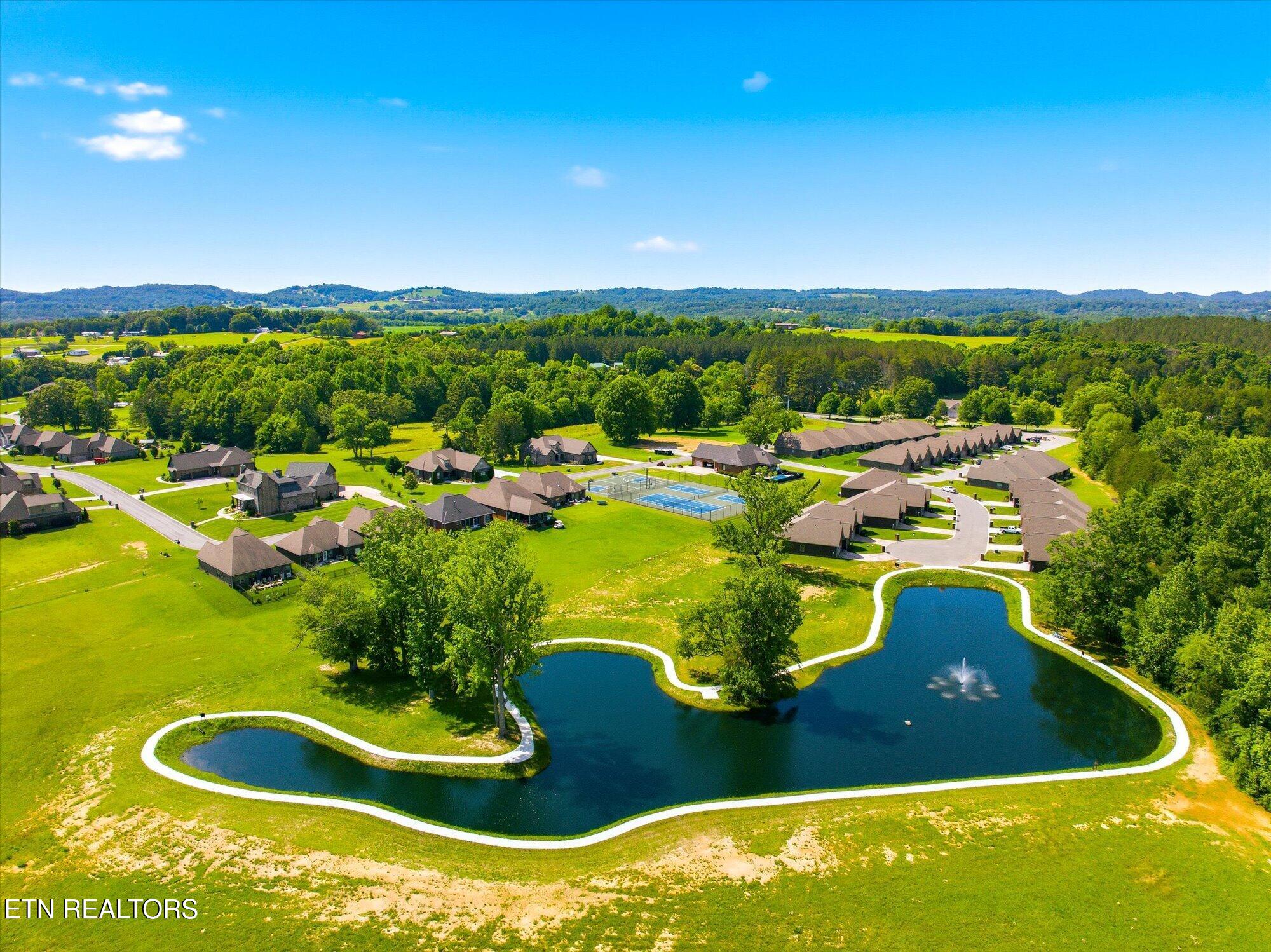 224 Lake View Point Englewood TN 37329