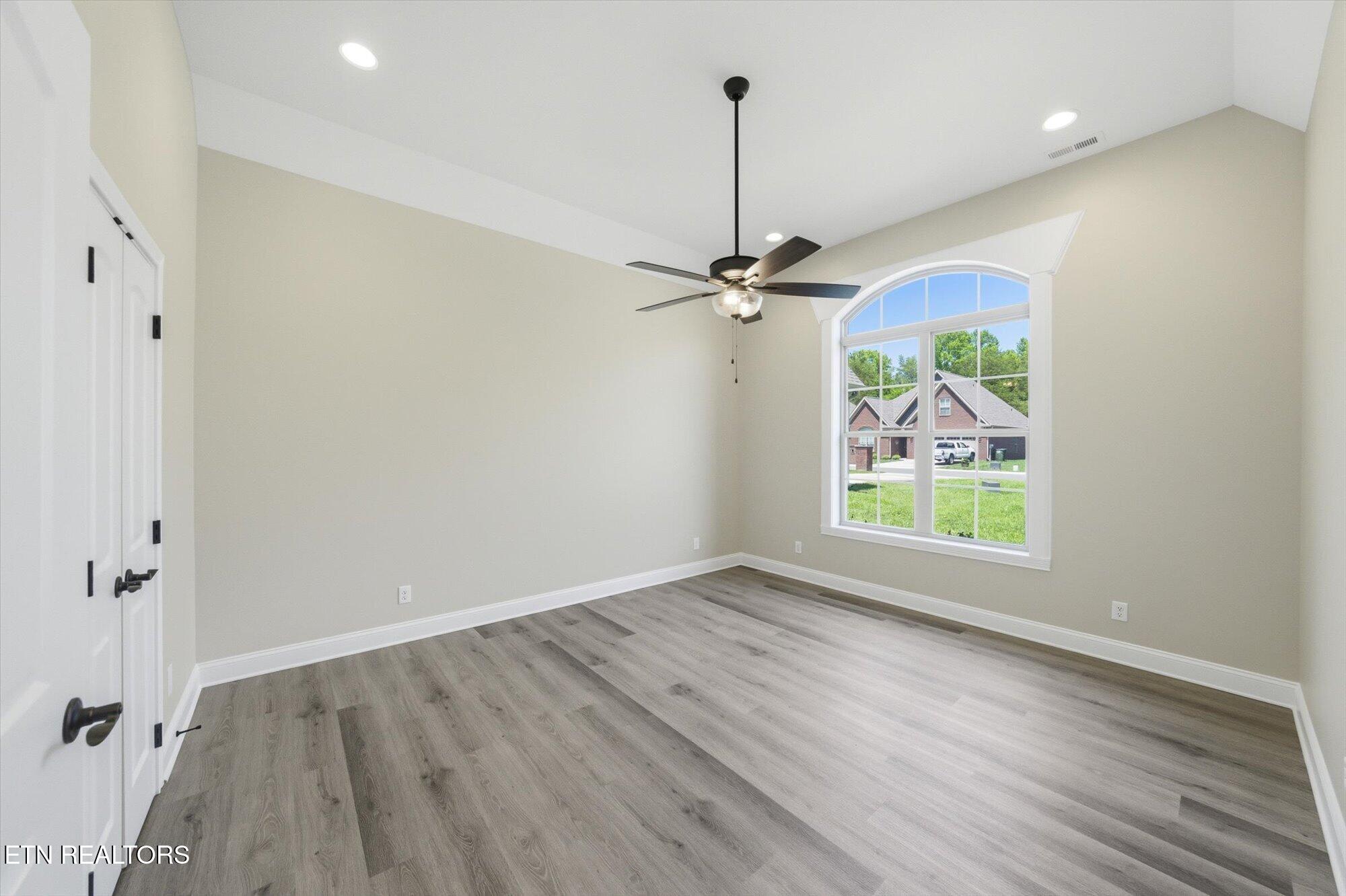 224 Lake View Point Englewood TN 37329
