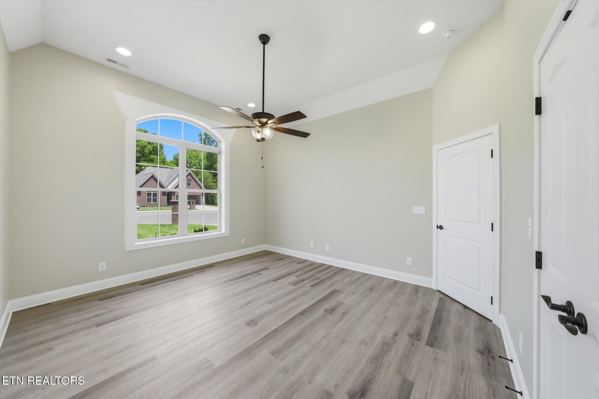 224 Lake View Point Englewood TN 37329