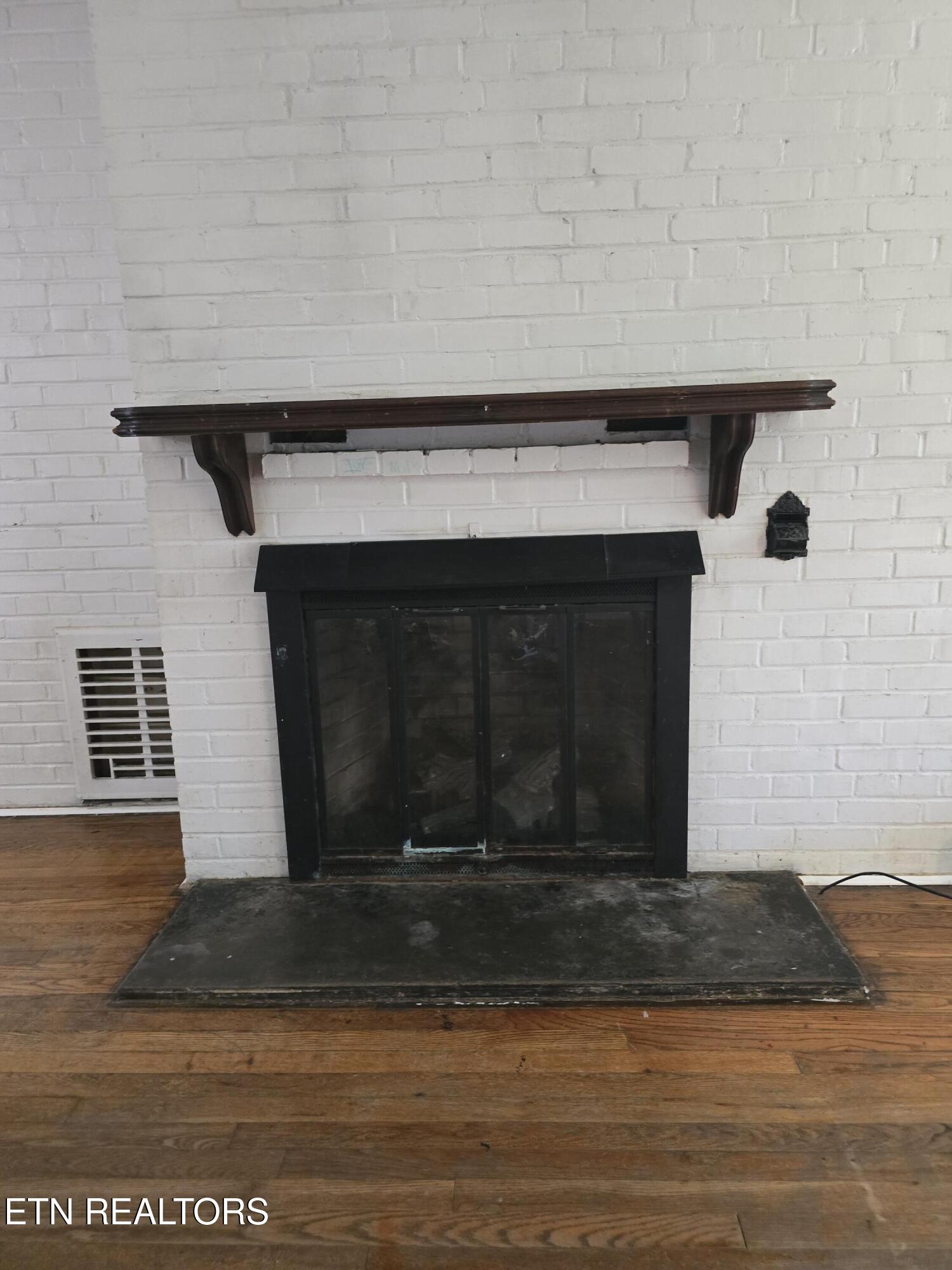 205 E Tennessee Avenue Oak Ridge TN 37830