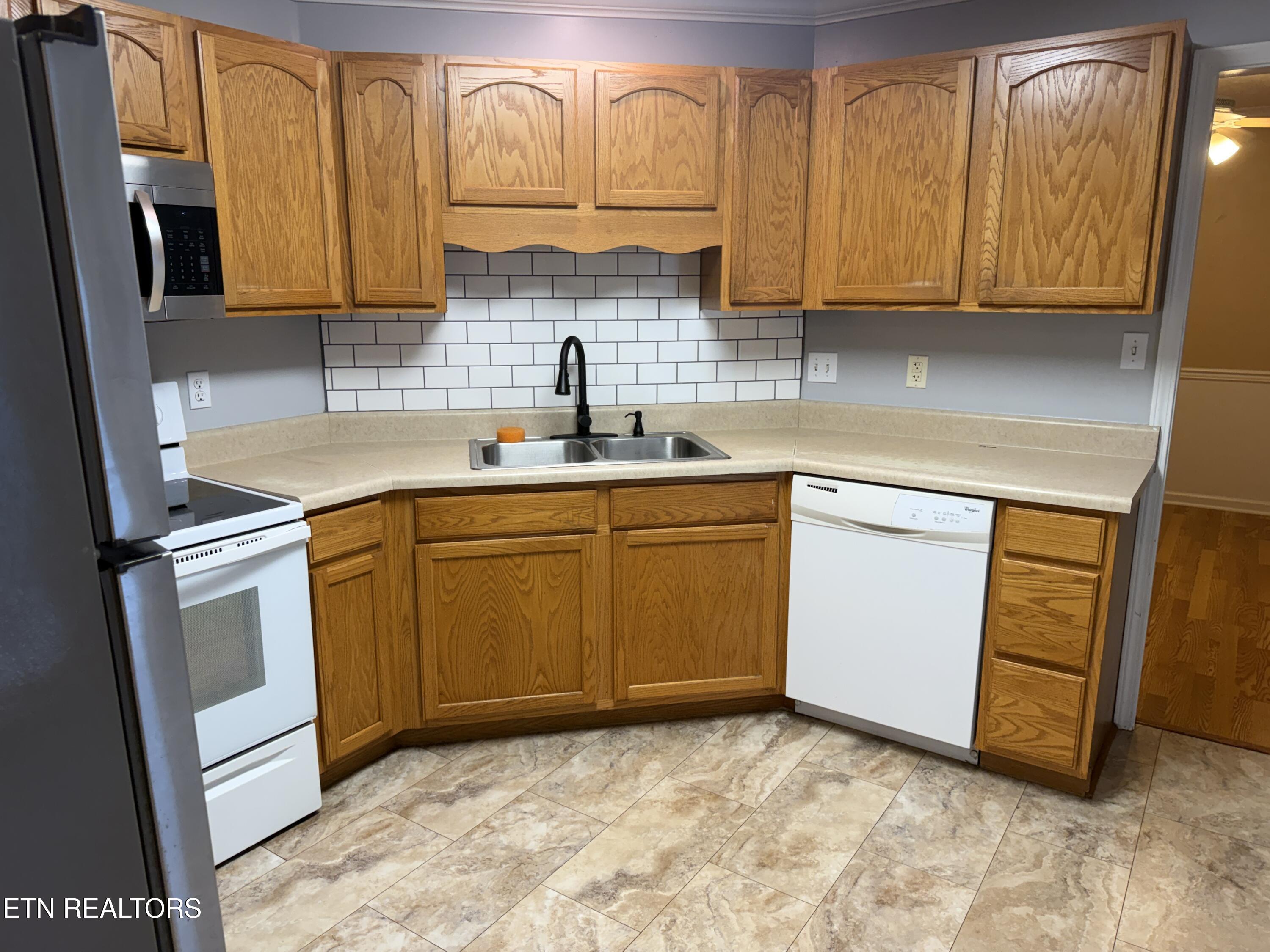 5609 Still Meadow Lane Knoxville TN 37918