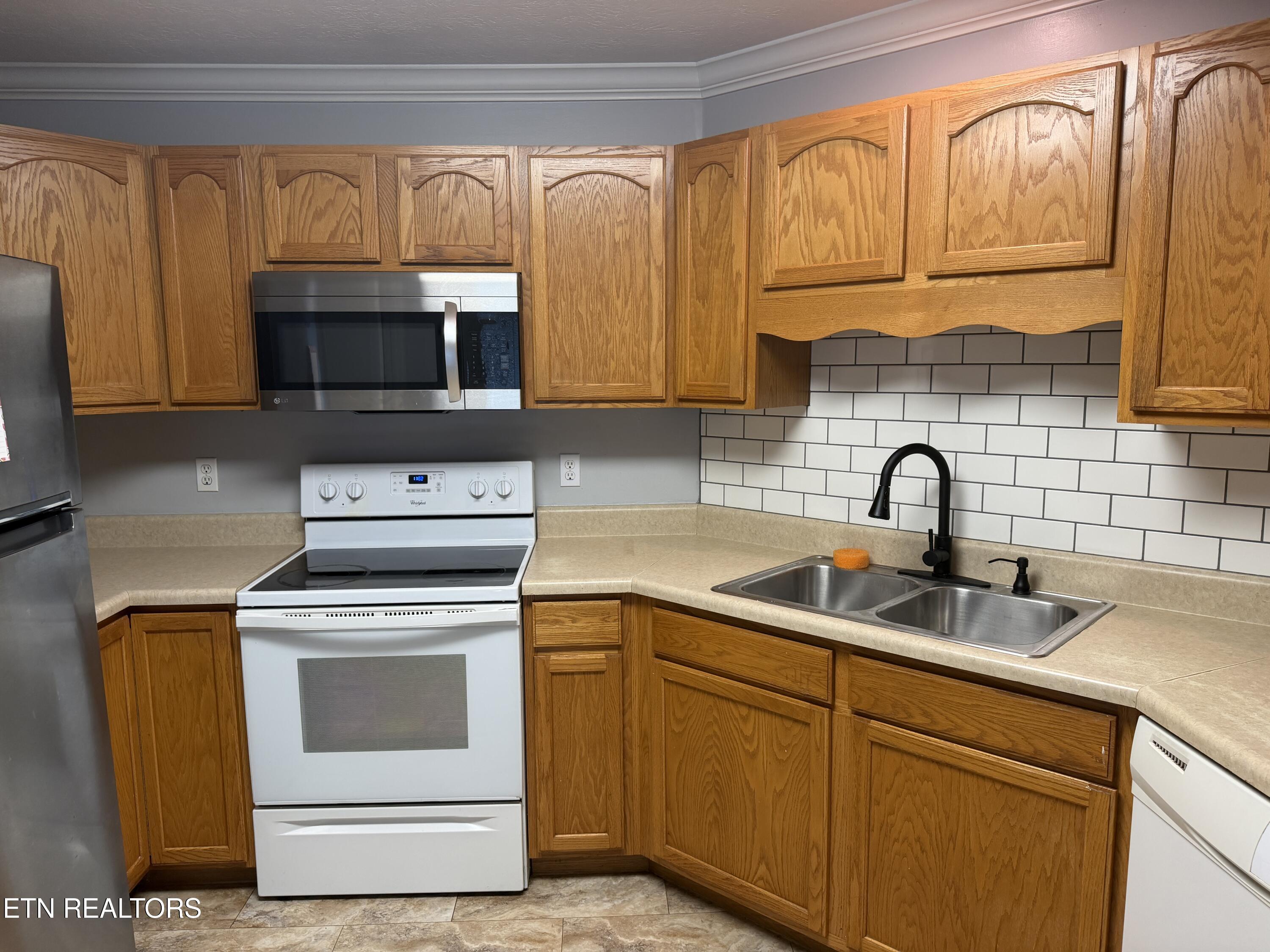 5609 Still Meadow Lane Knoxville TN 37918