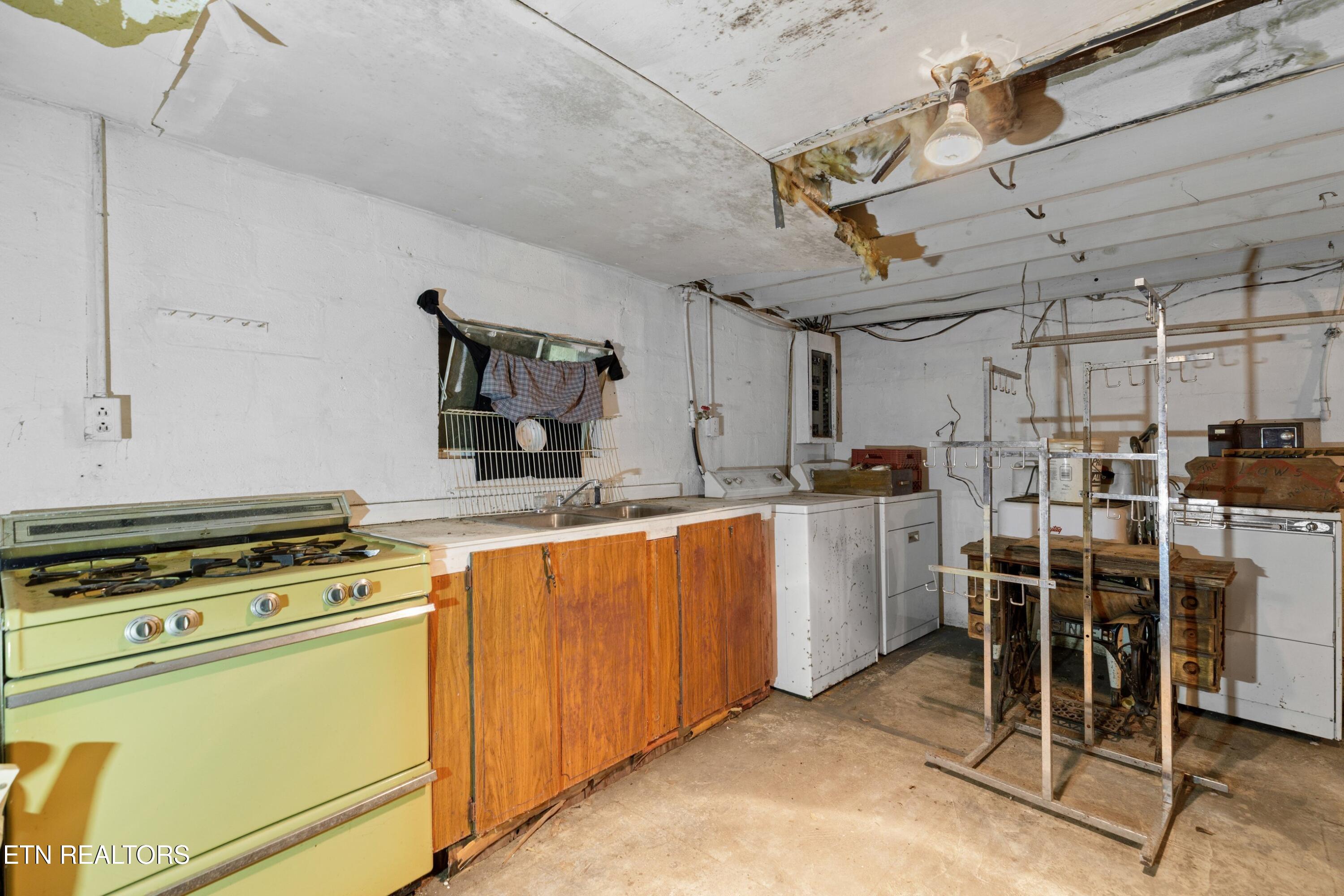 185 Trinity Lane Harrogate TN 37752