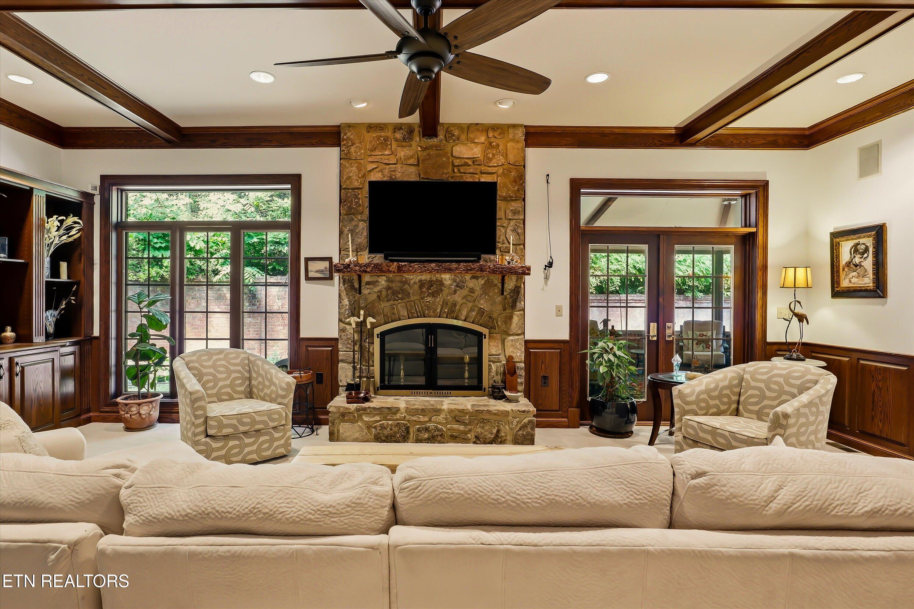 132 Amanda Drive Oak Ridge TN 37830