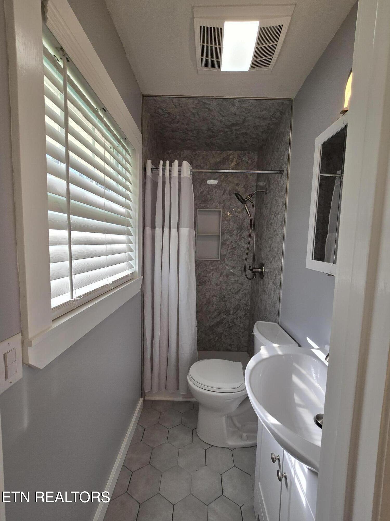 186 Stone Drive Crossville TN 38555