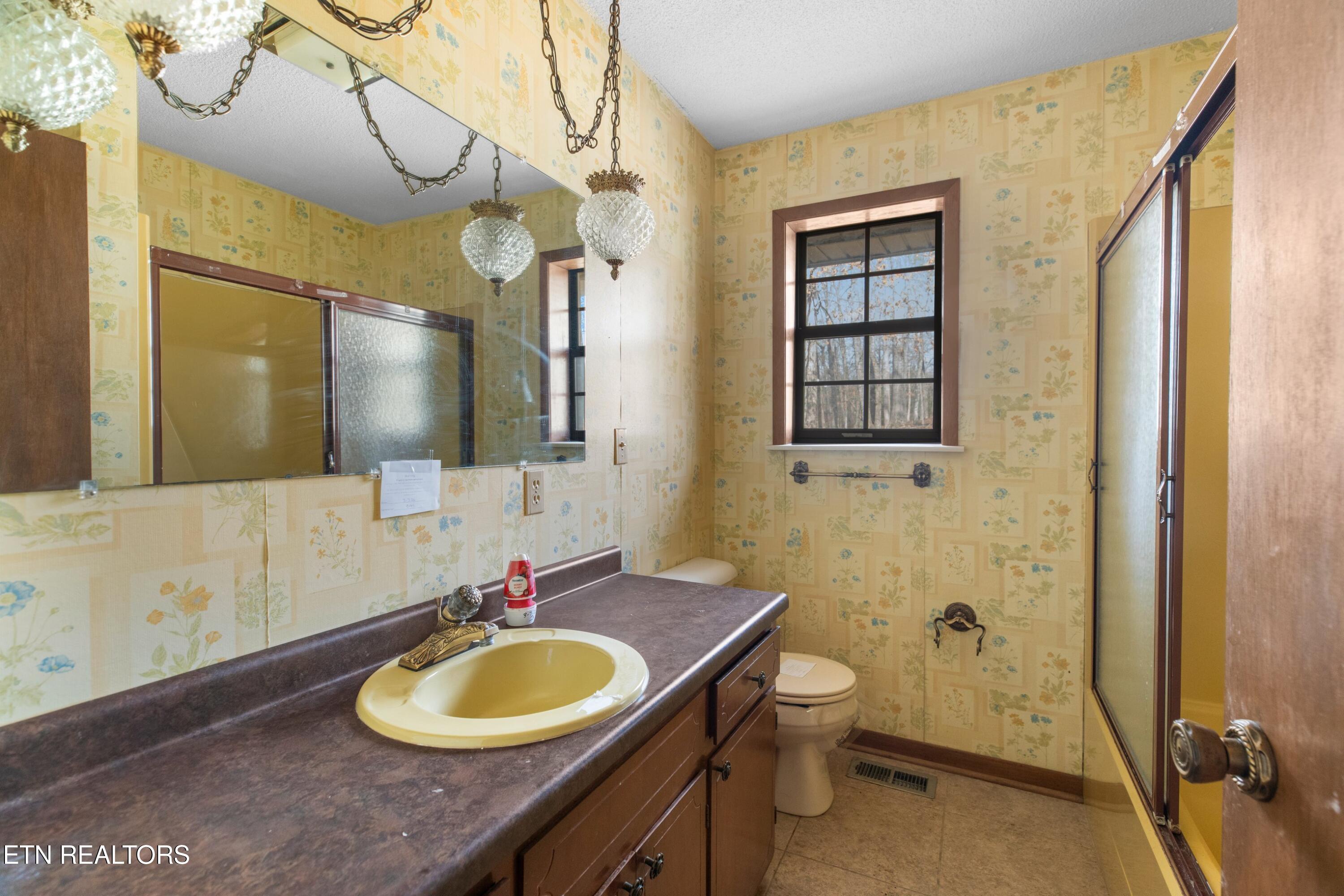 145 Kelli Lane Tazewell TN 37879