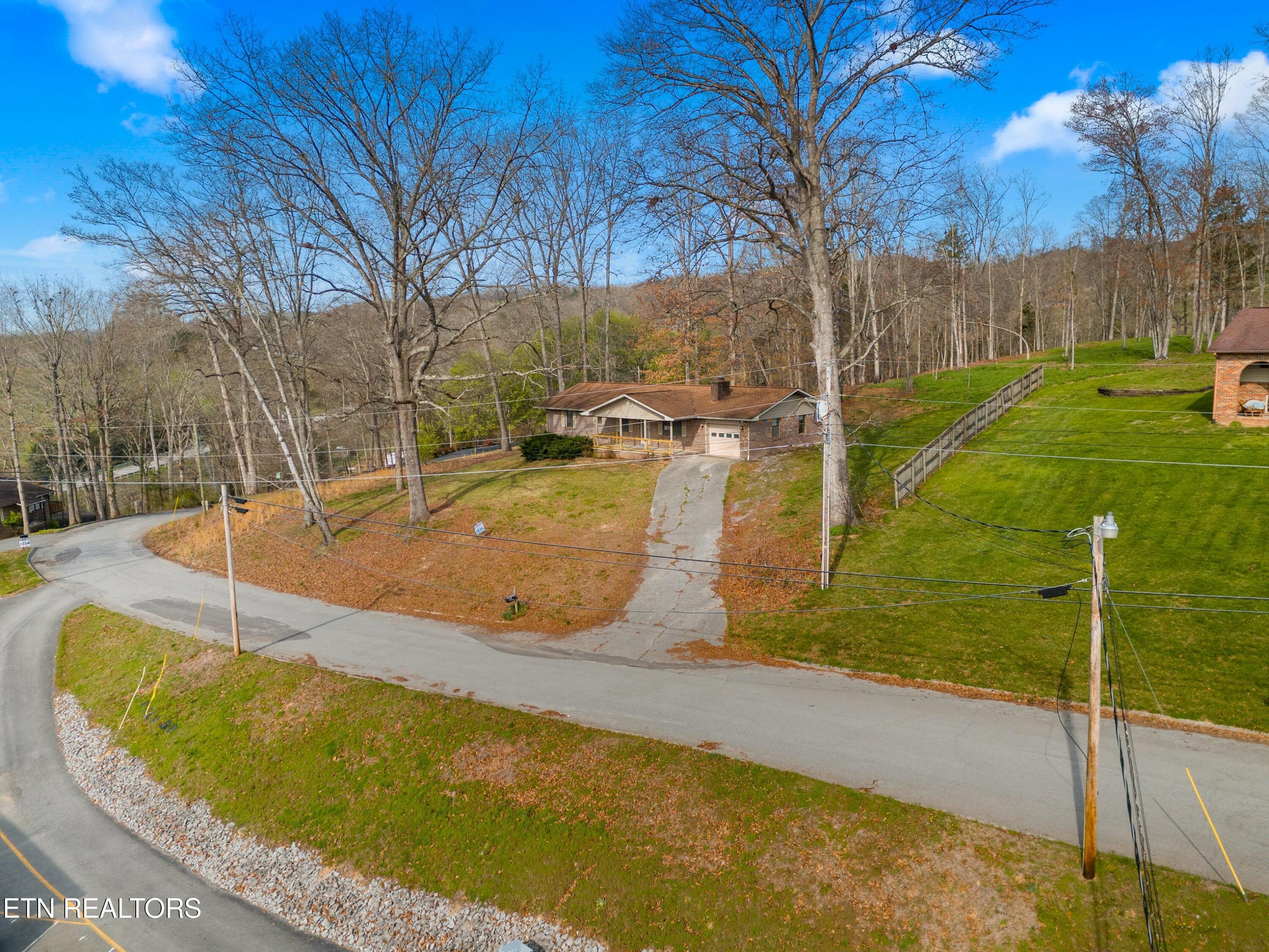 145 Kelli Lane Tazewell TN 37879