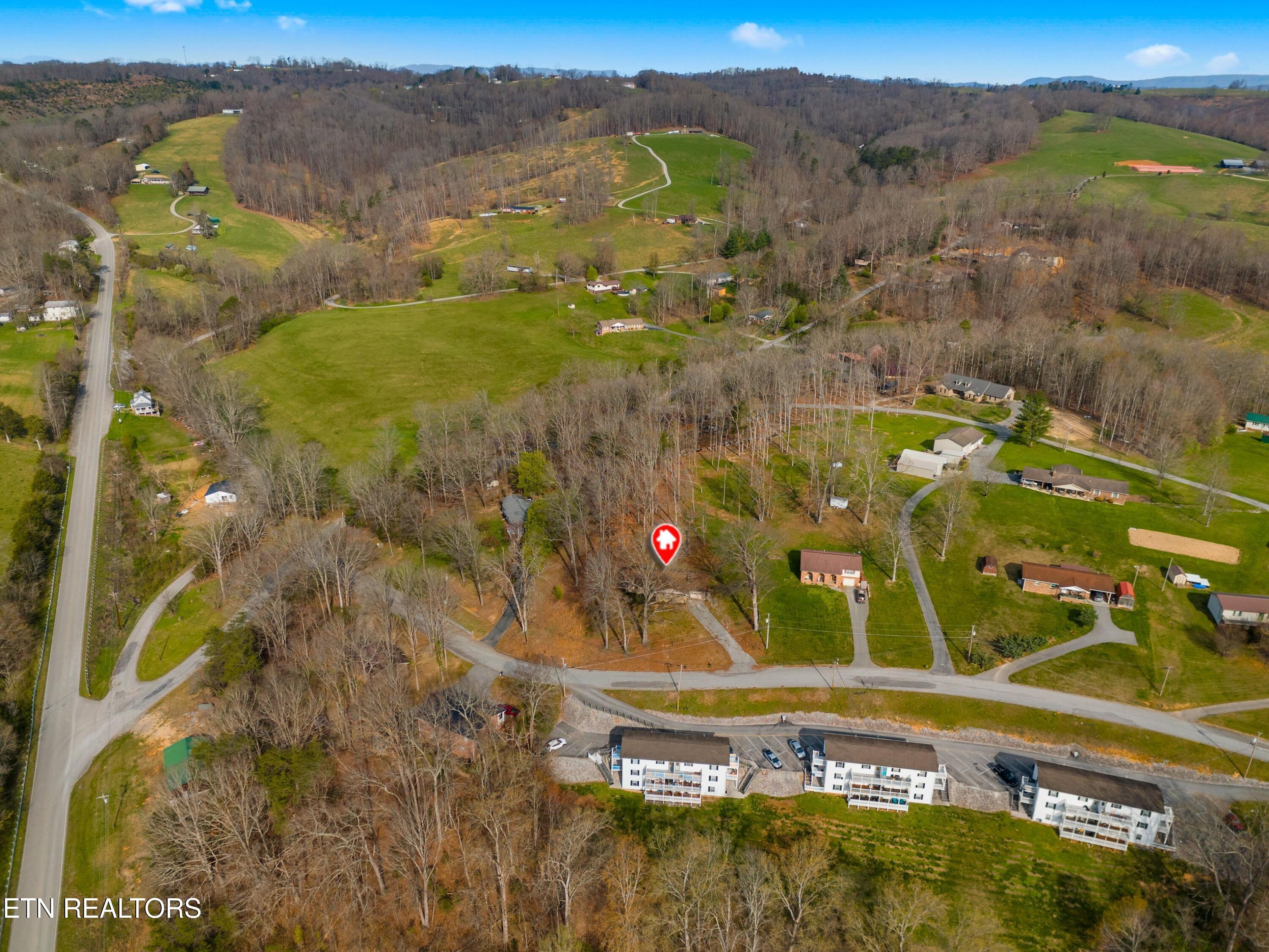 145 Kelli Lane Tazewell TN 37879