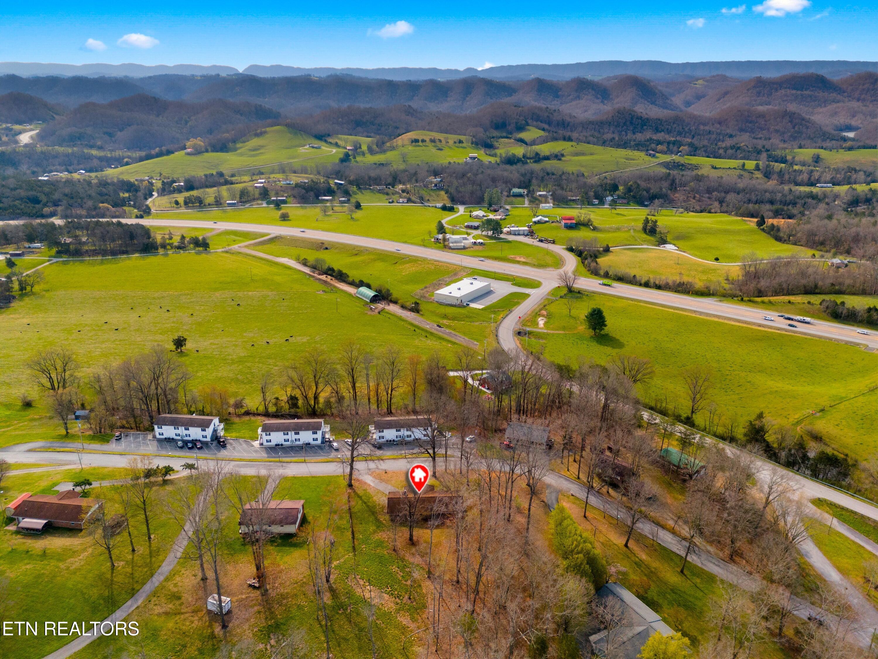 145 Kelli Lane Tazewell TN 37879
