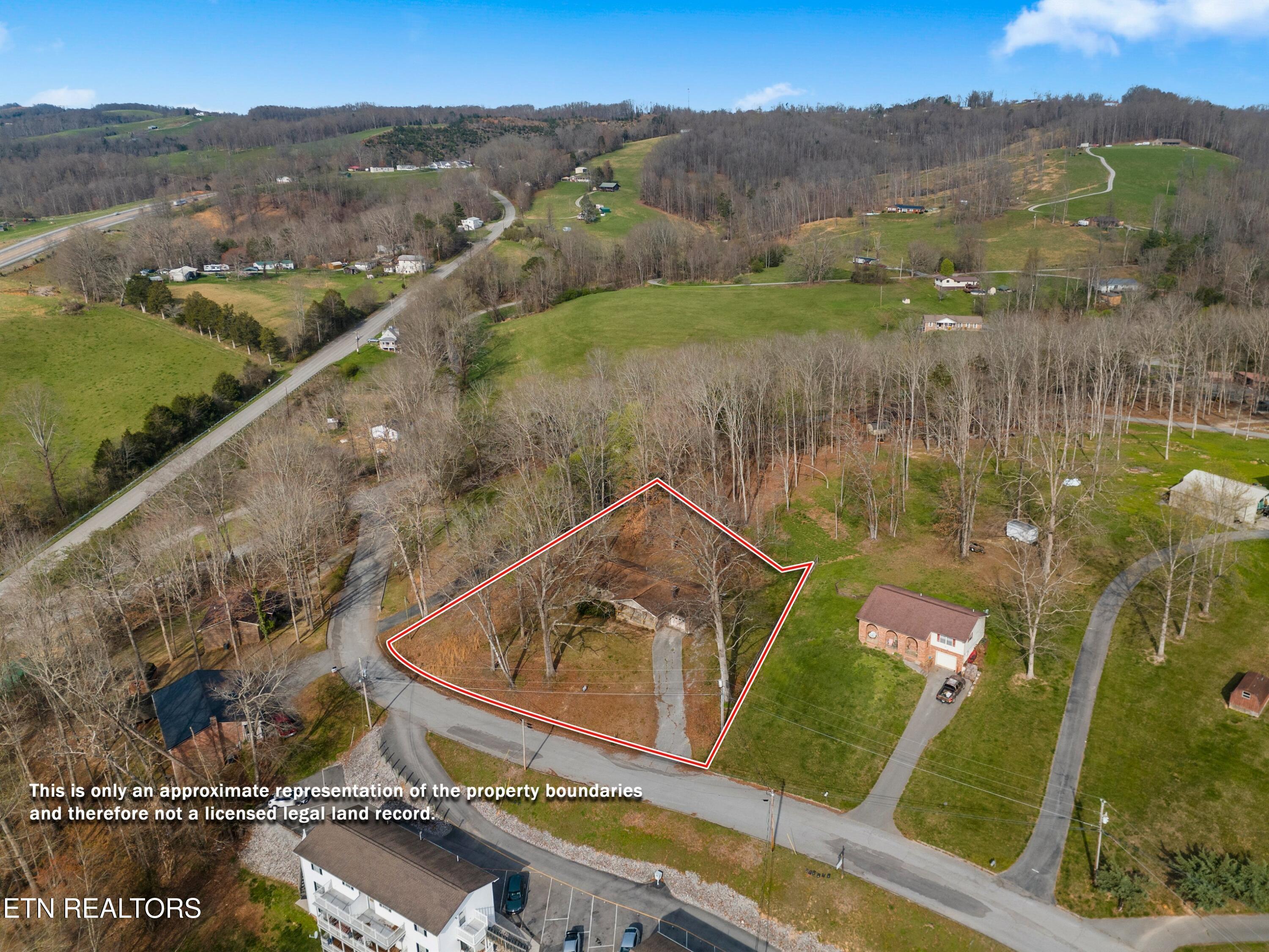 145 Kelli Lane Tazewell TN 37879