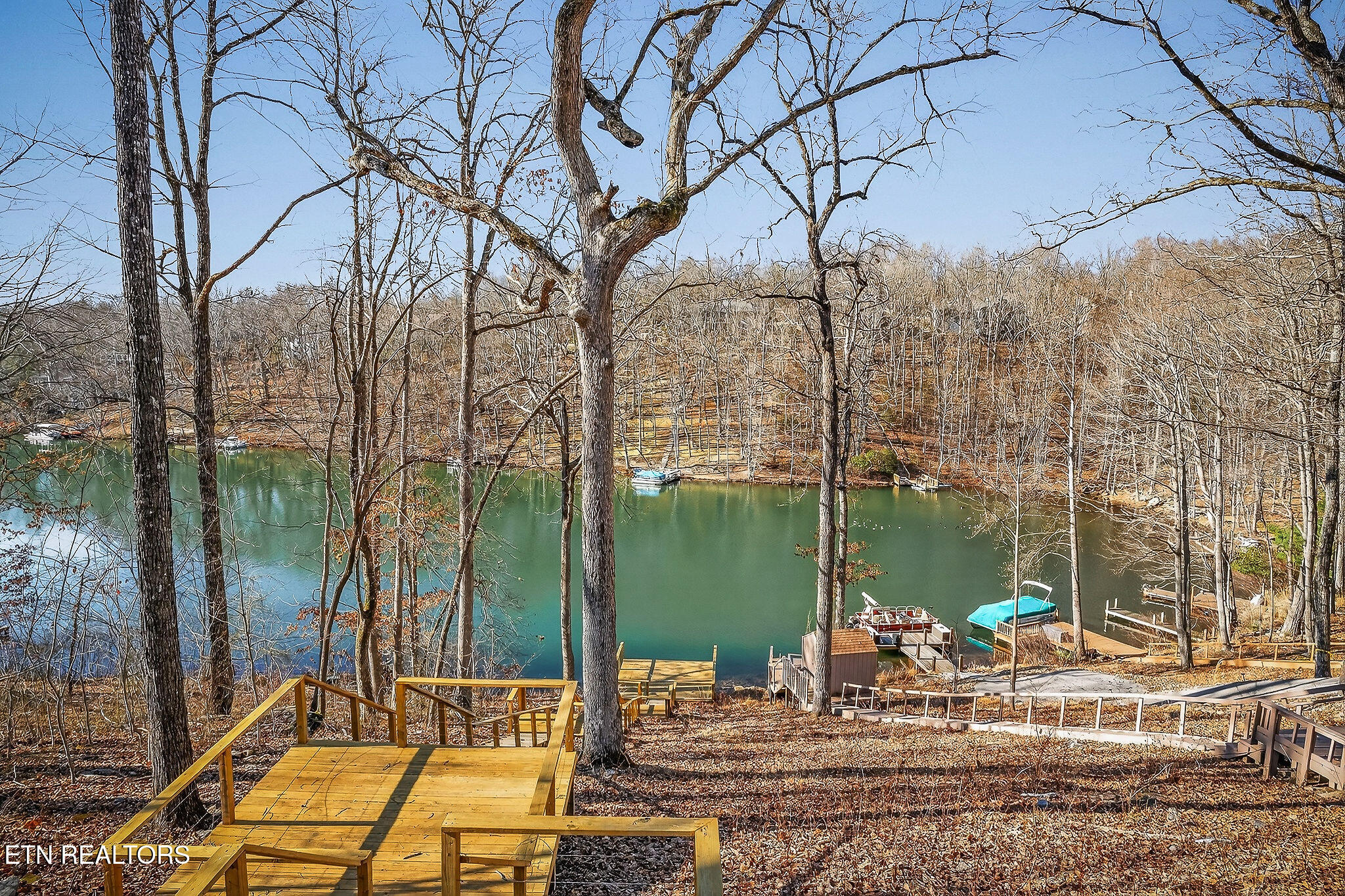 204 Lakeside Drive Crossville TN 38558