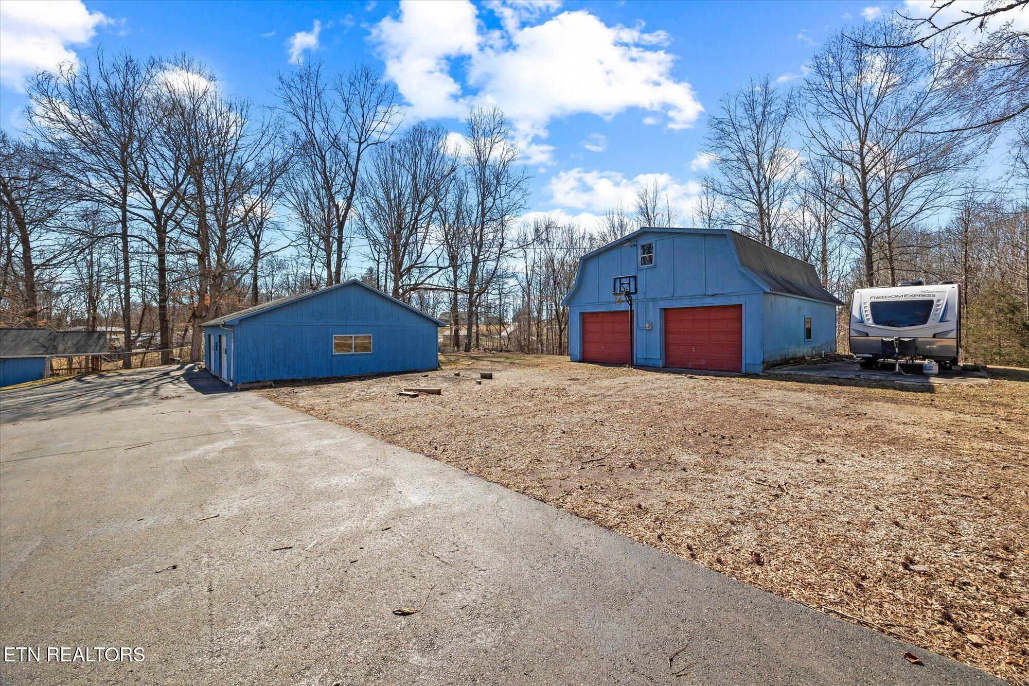 1020 Center Lane Byrdstown TN 38549