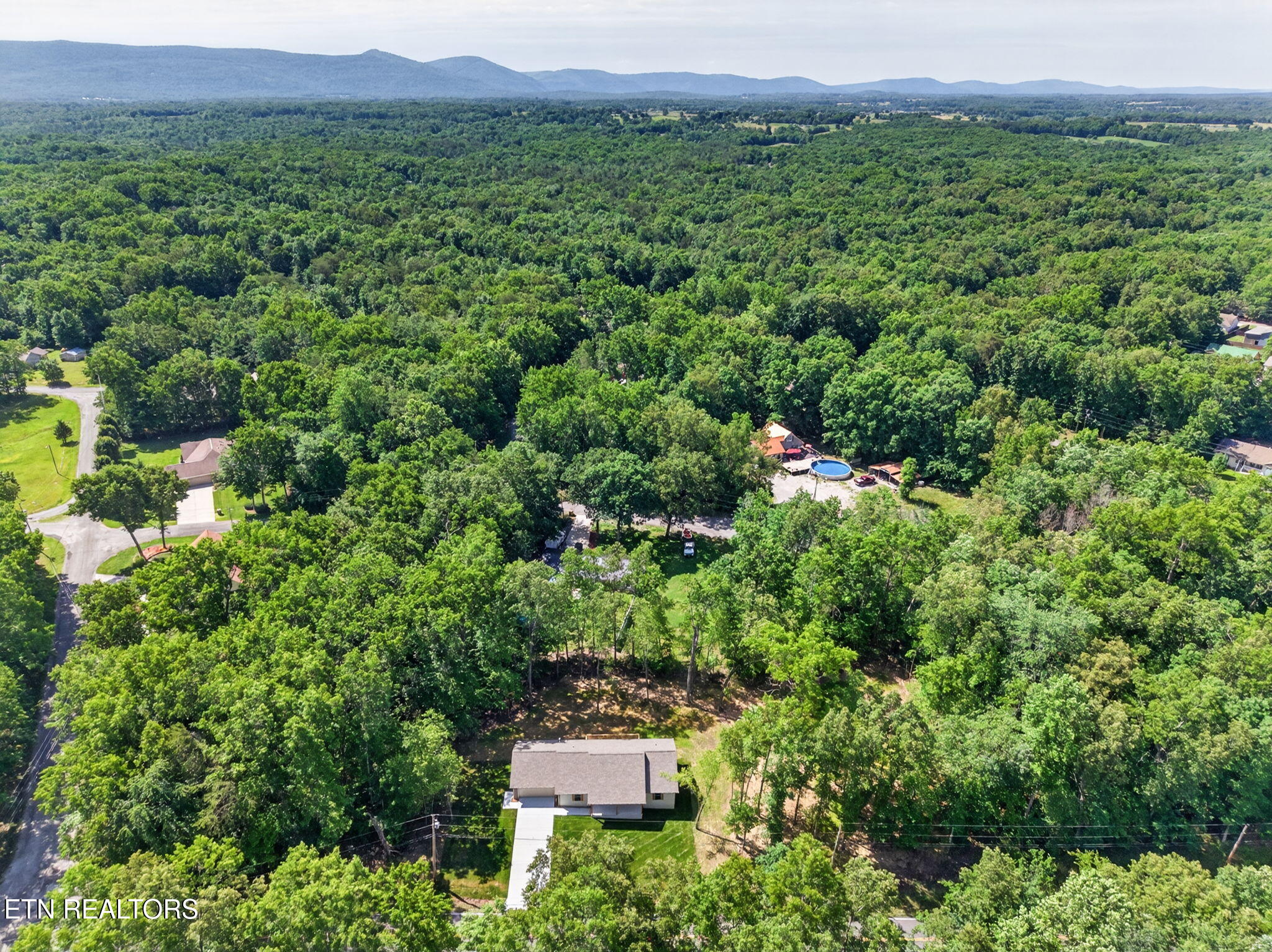 1146 Natchez Trace Crossville TN 38572