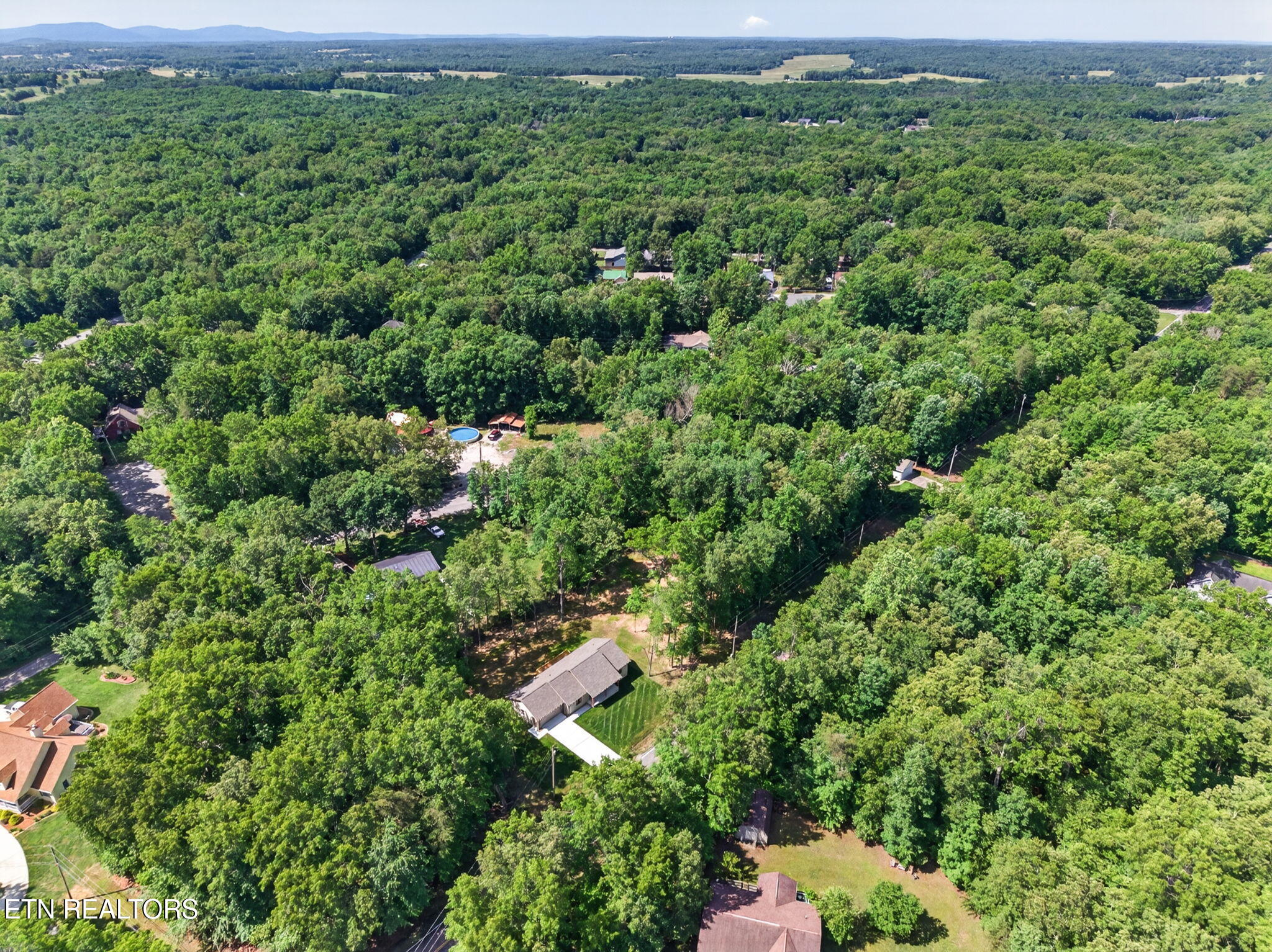 1146 Natchez Trace Crossville TN 38572