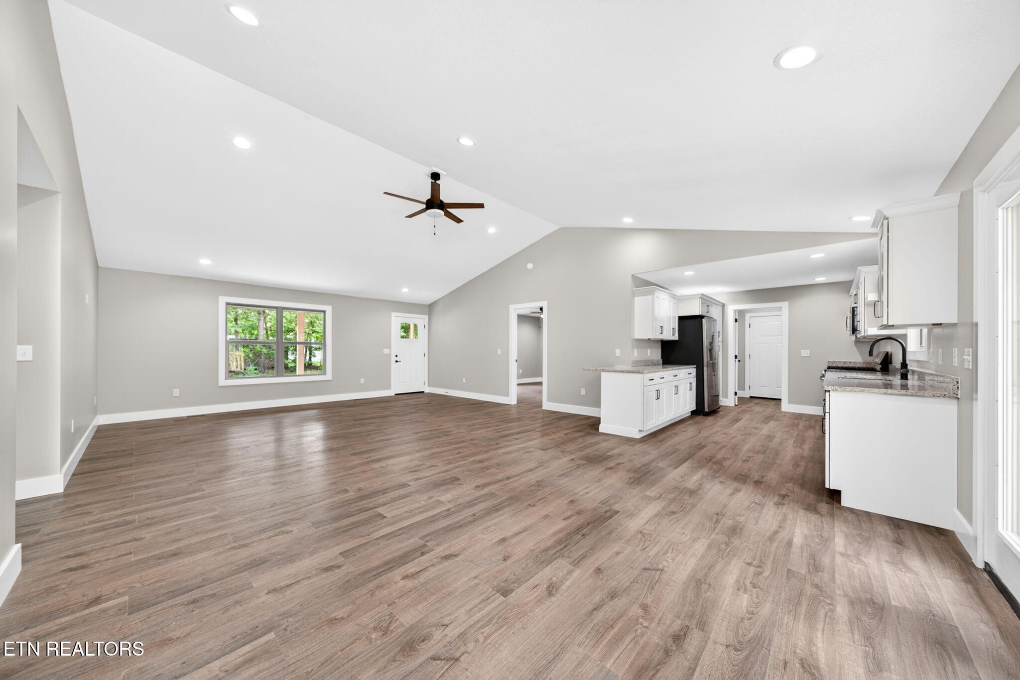 1146 Natchez Trace Crossville TN 38572