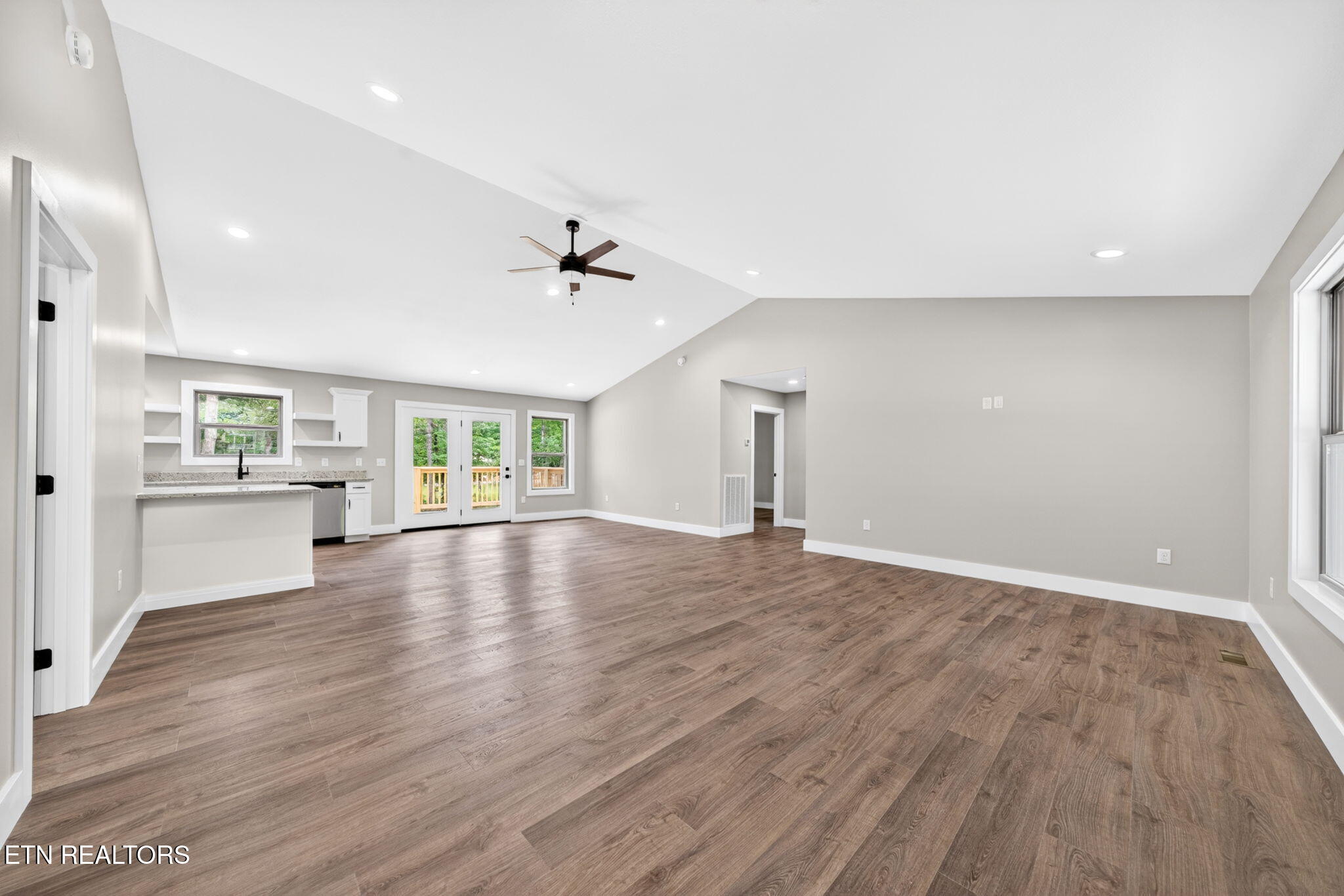 1146 Natchez Trace Crossville TN 38572