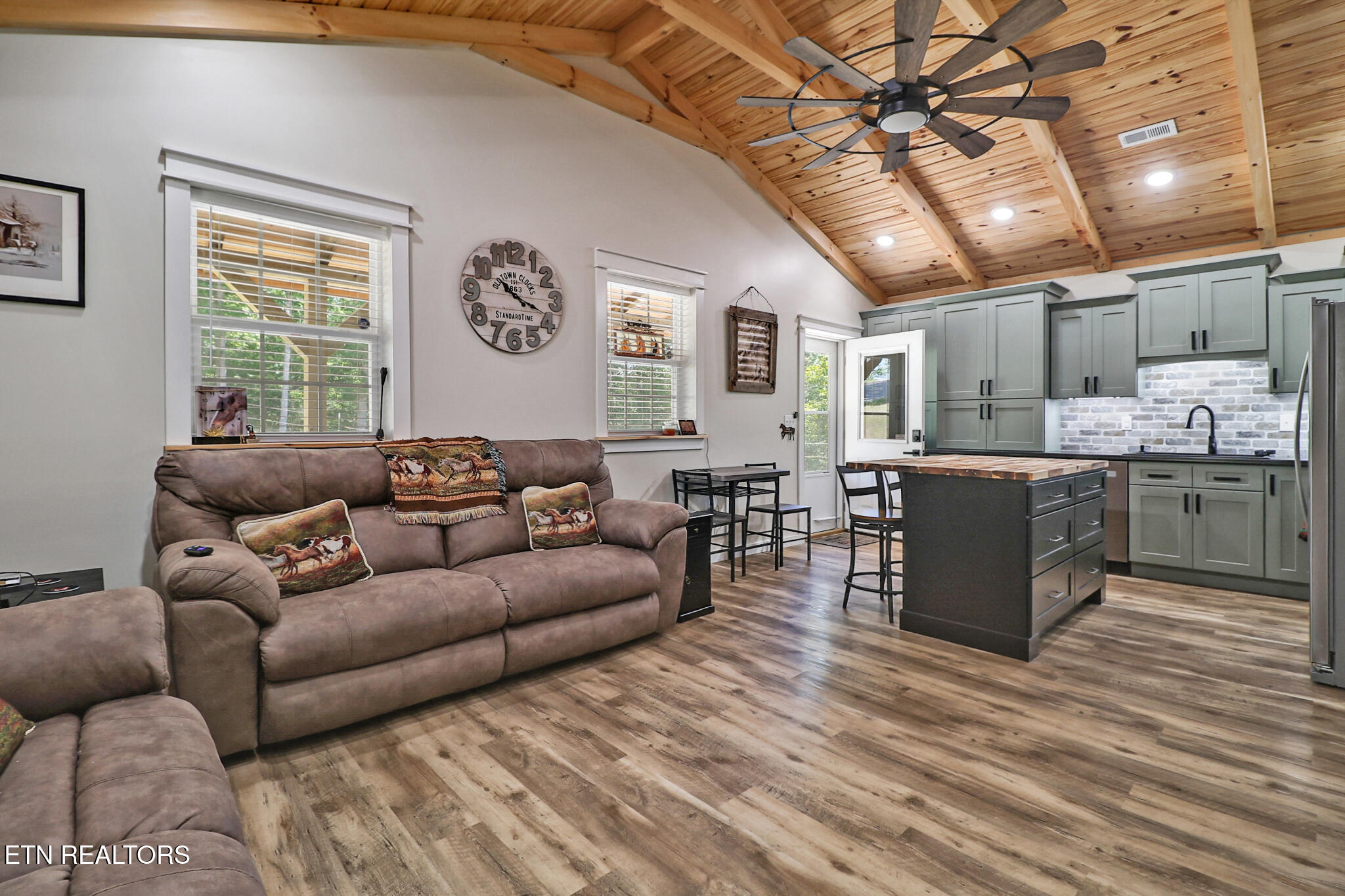 757 Rockview Road Jamestown TN 38556