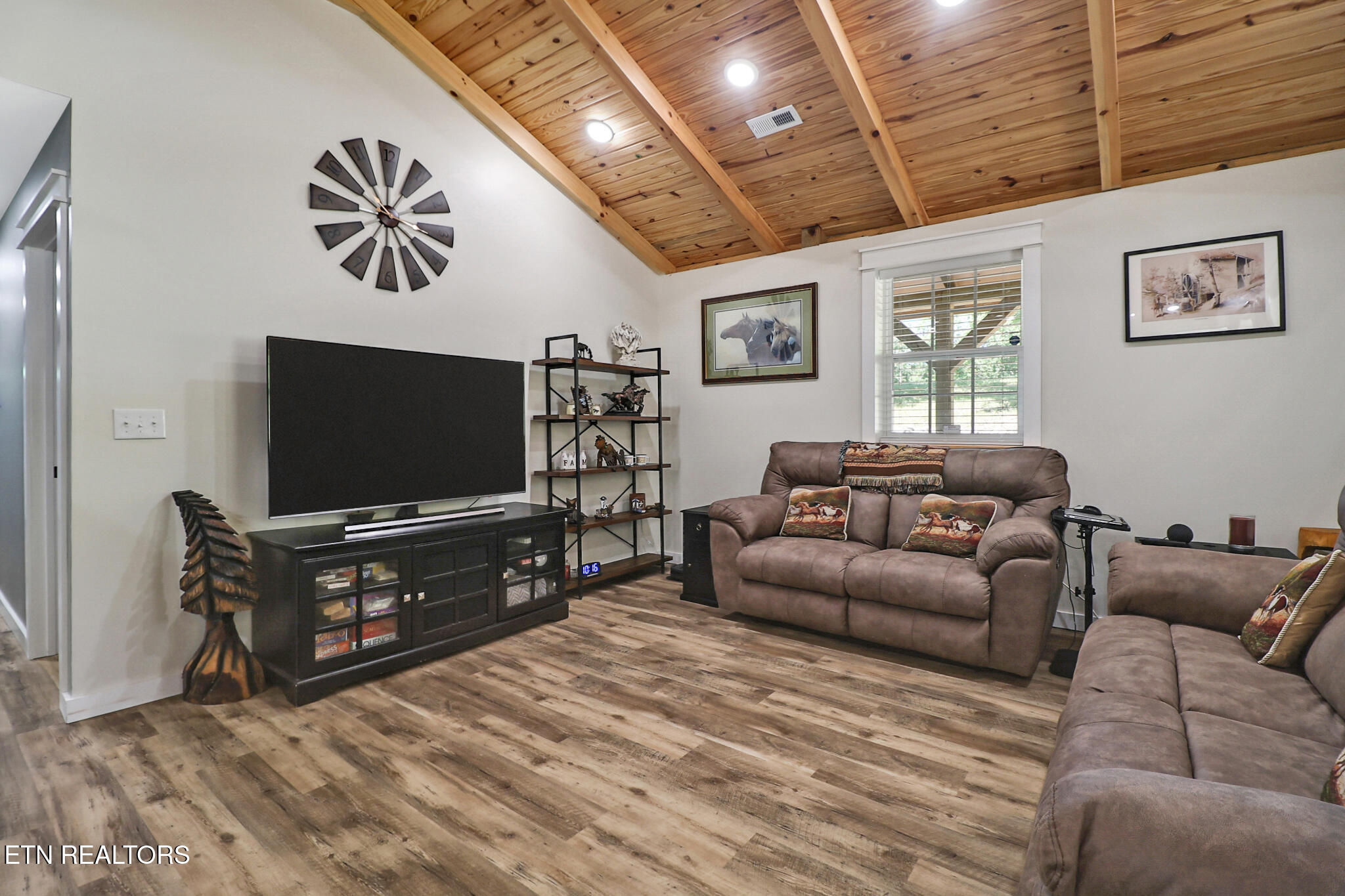 757 Rockview Road Jamestown TN 38556