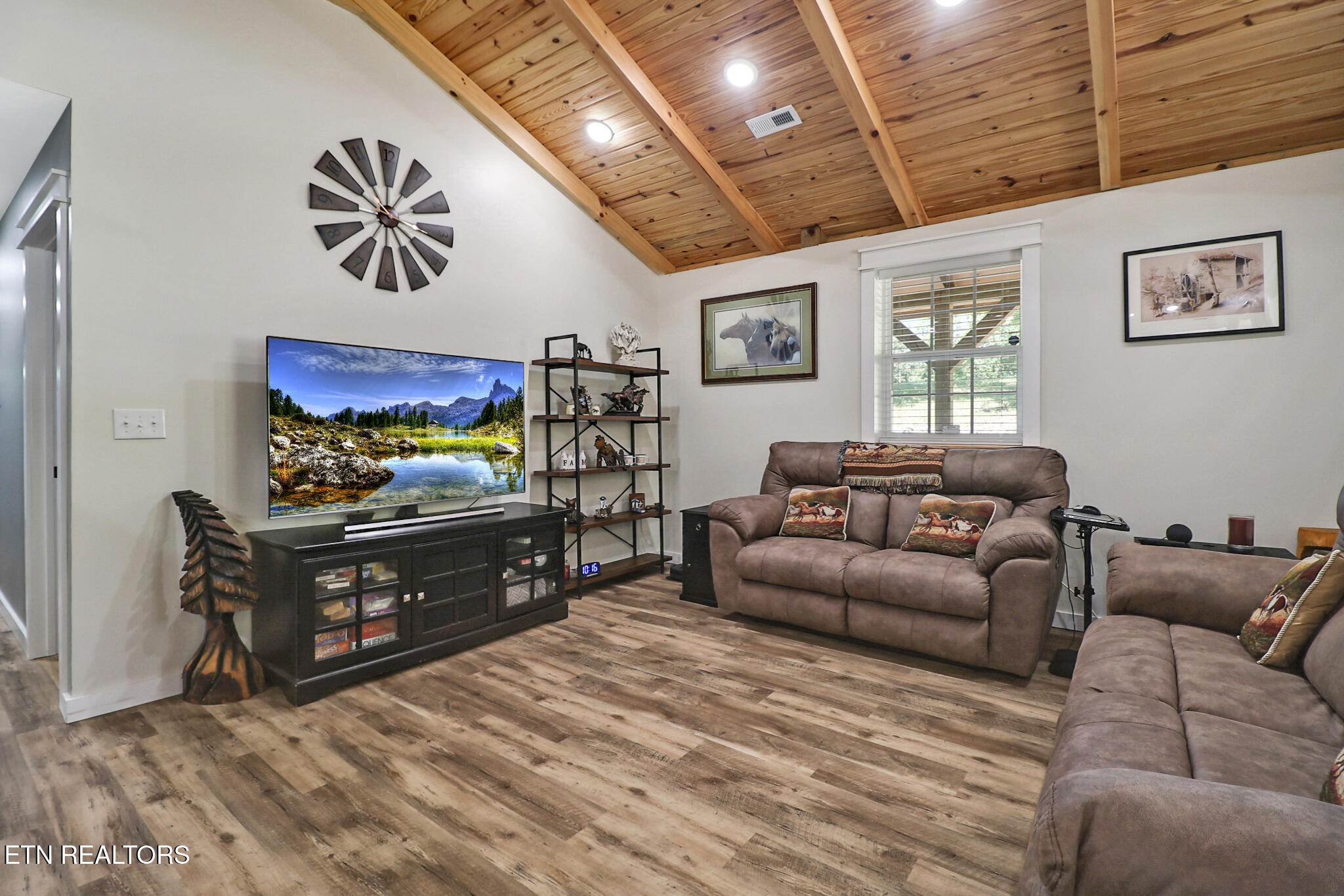 757 Rockview Road Jamestown TN 38556