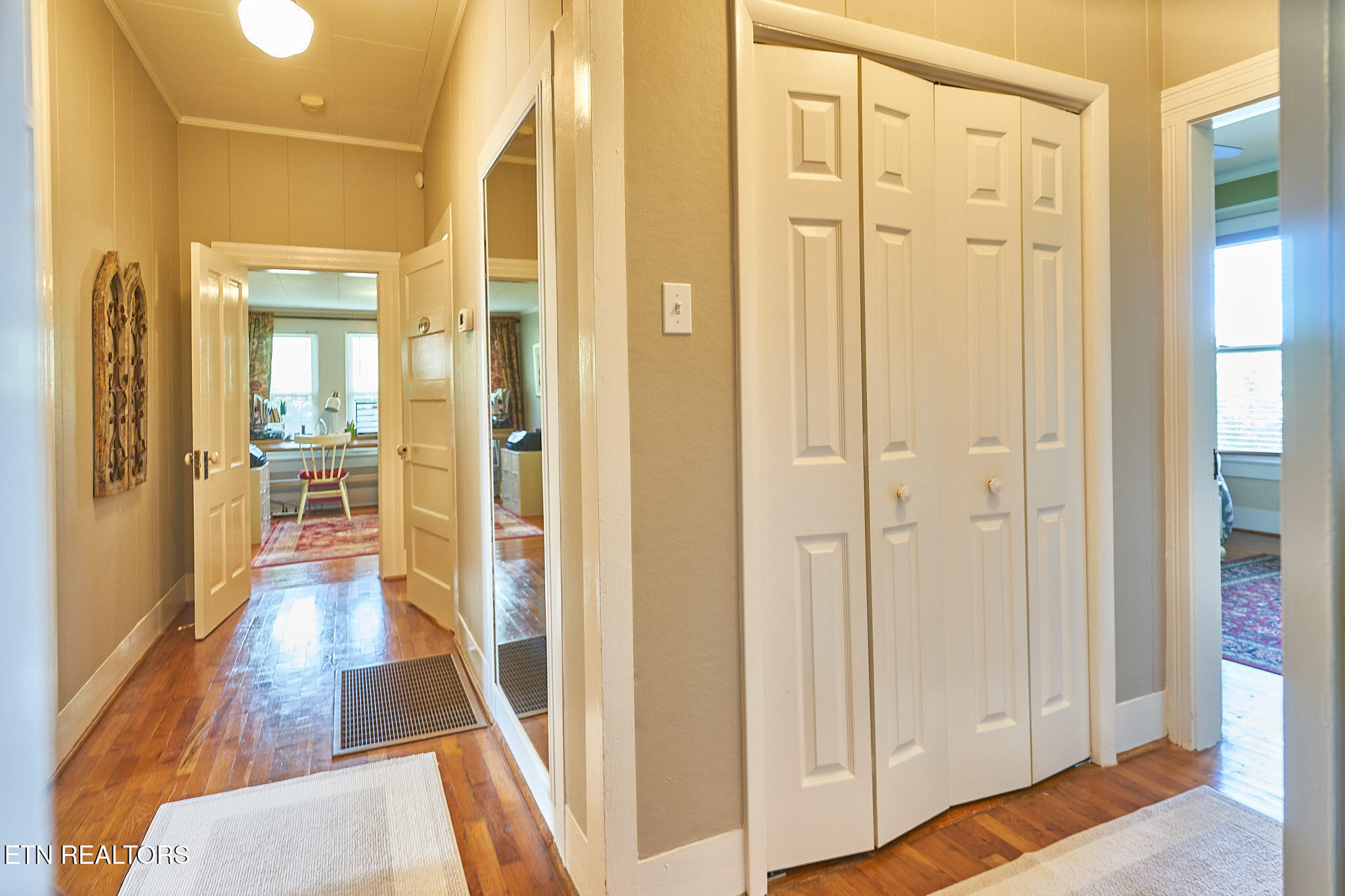 141 Pine Street Greenback TN 37742