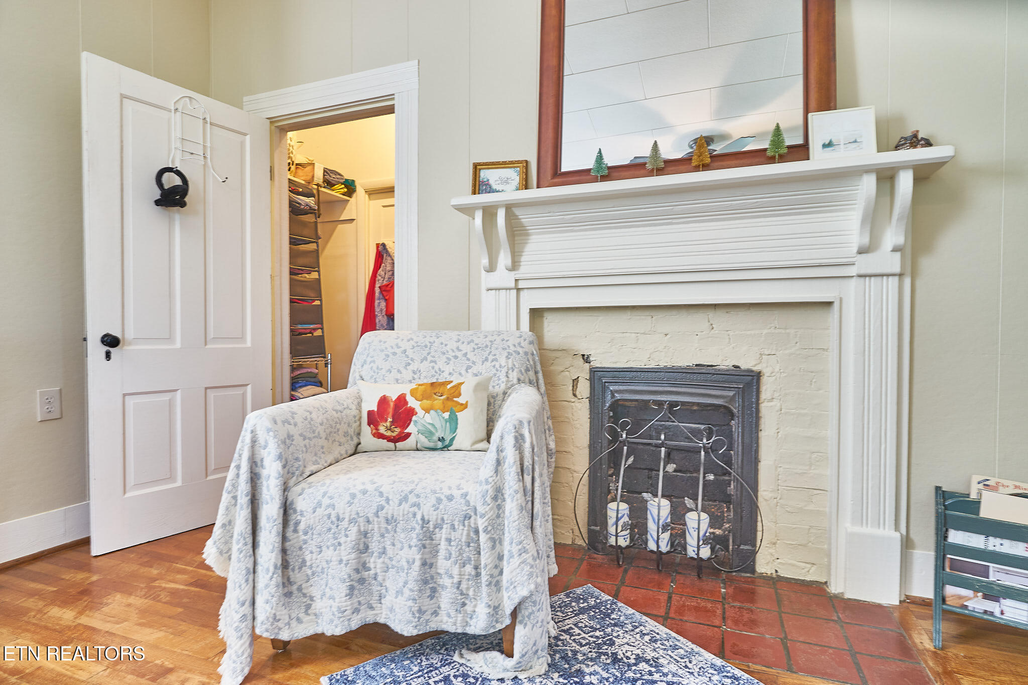 141 Pine Street Greenback TN 37742