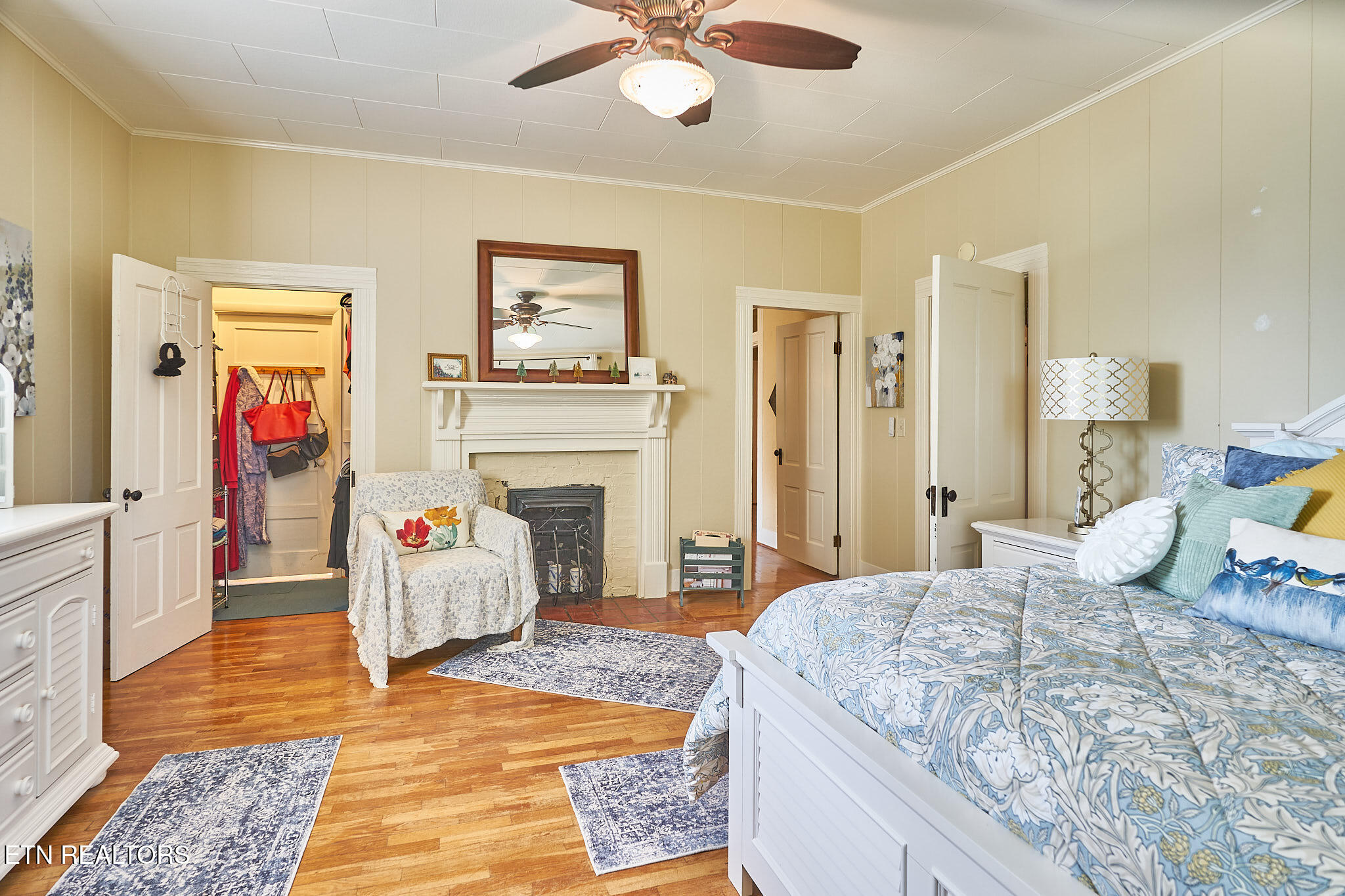 141 Pine Street Greenback TN 37742