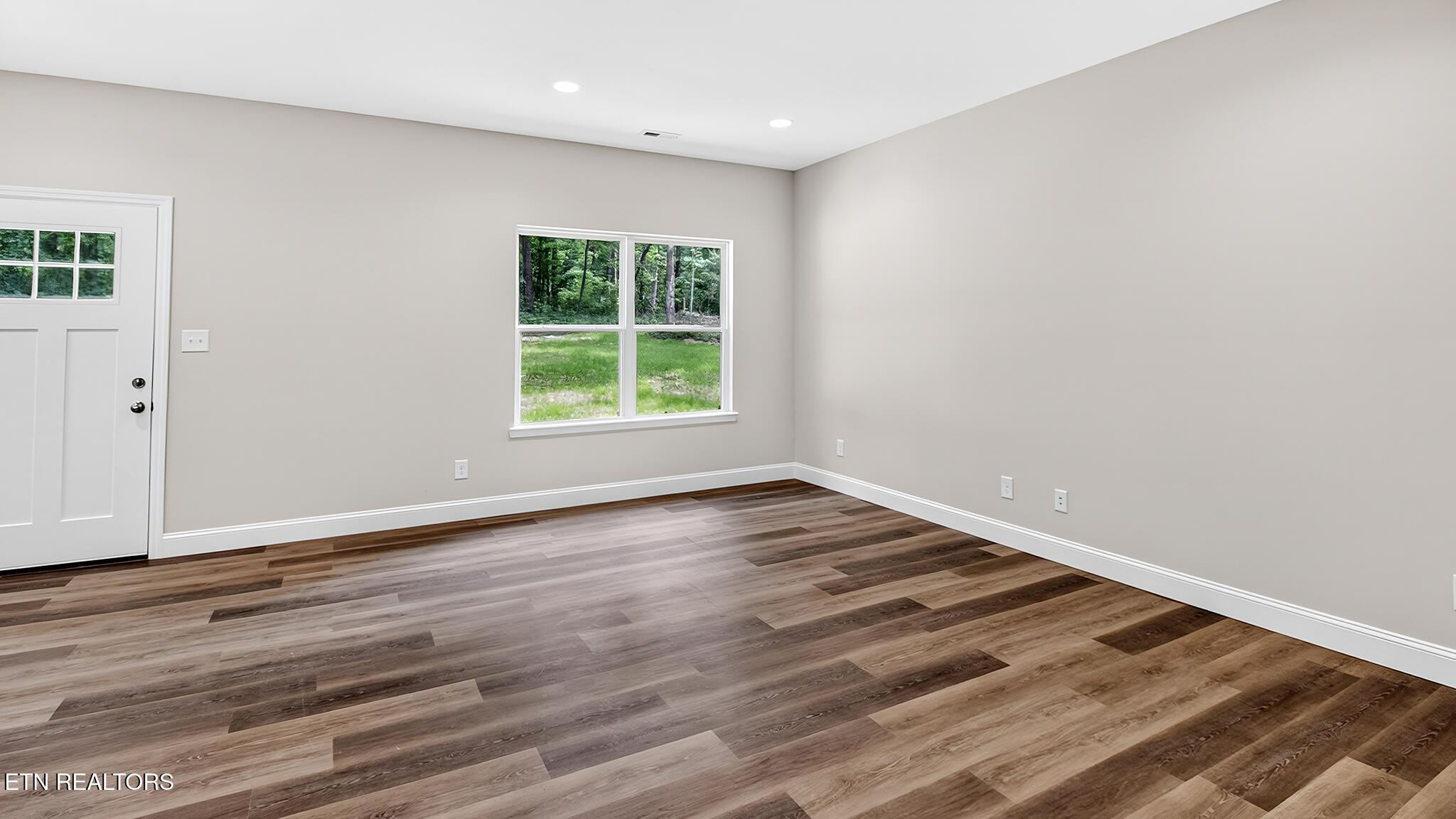 1407 Mountain View Road Benton TN 37307