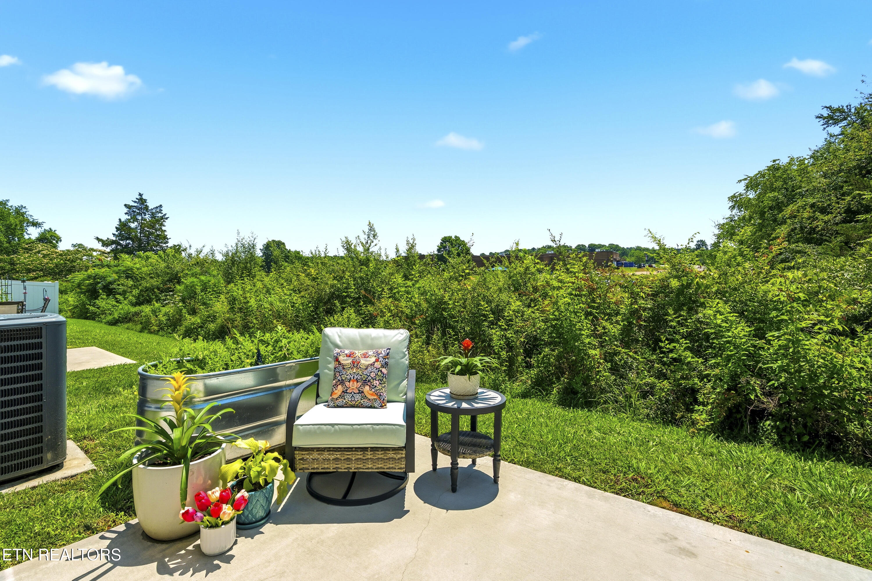 392 Judson Way Lenoir City TN 37771