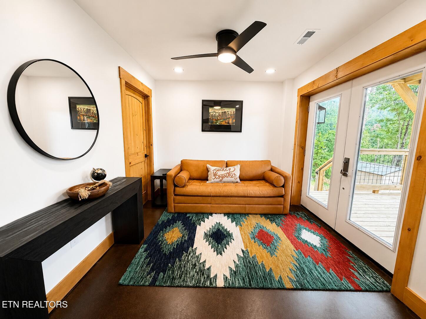 2323 Headrick Lead Sevierville TN 37862