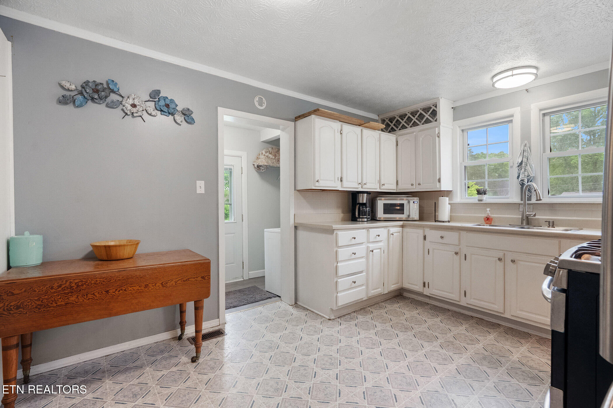 719 Medaris Street Clinton TN 37716