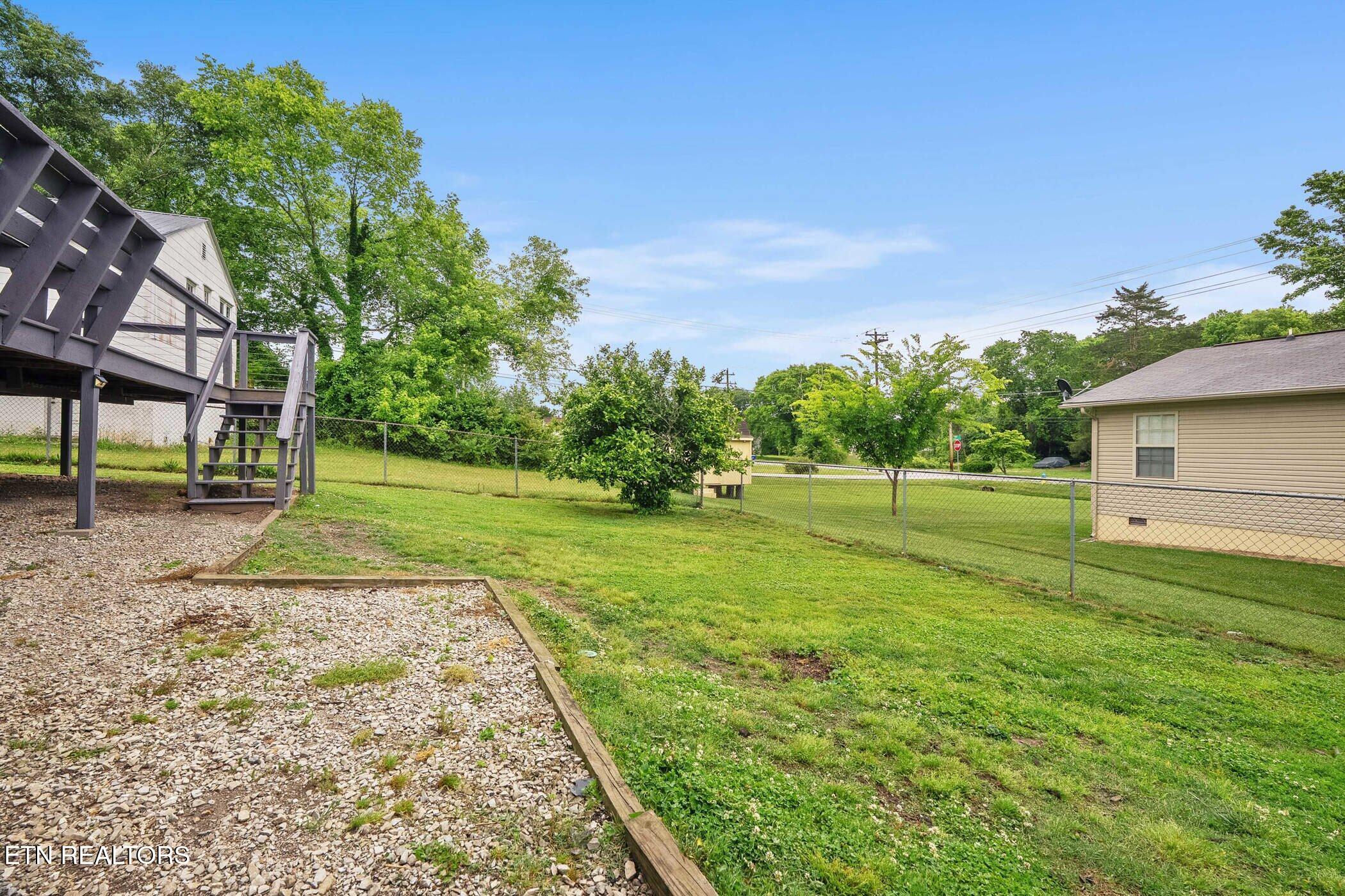 719 Medaris Street Clinton TN 37716