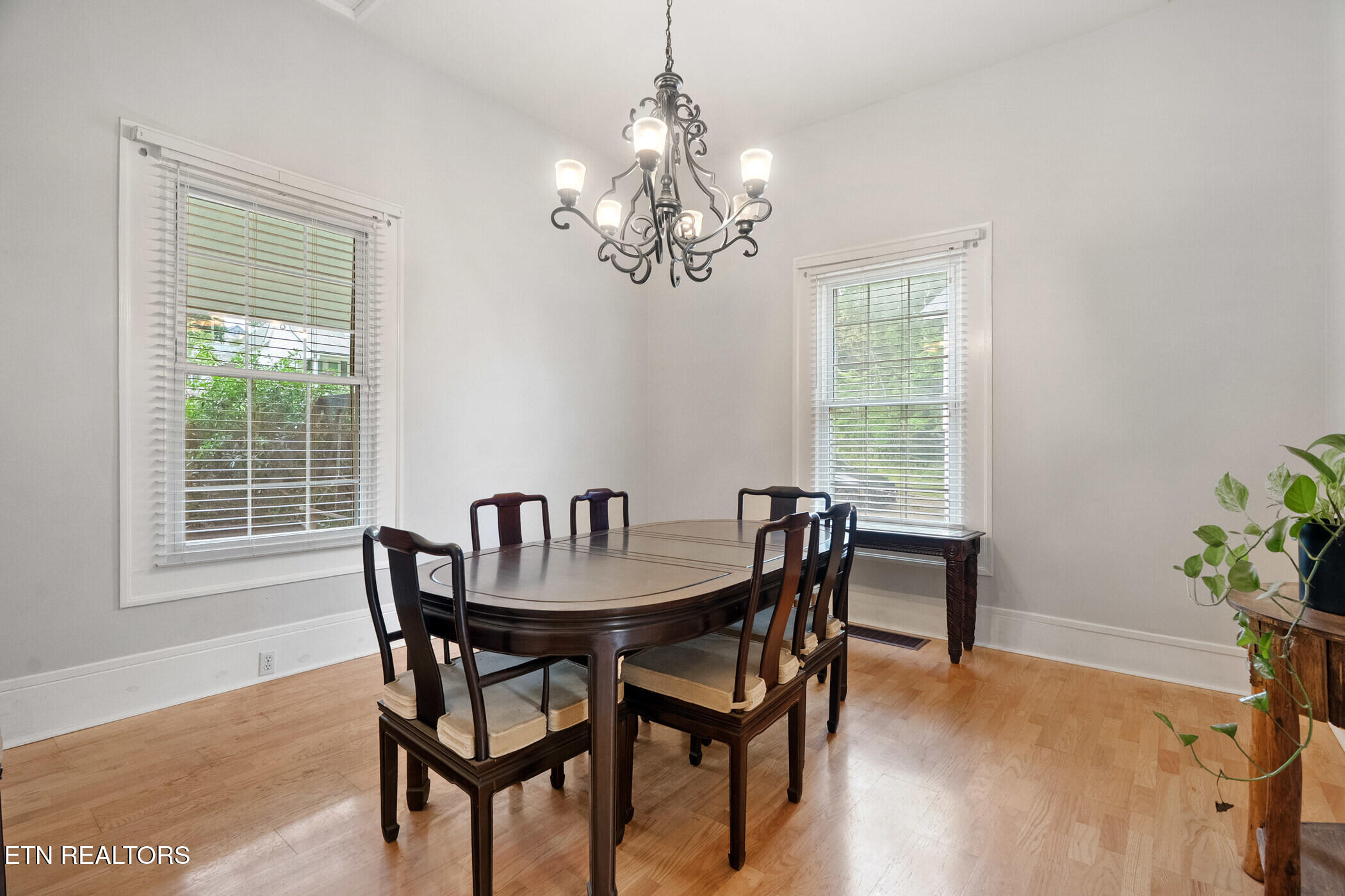 719 Medaris Street Clinton TN 37716