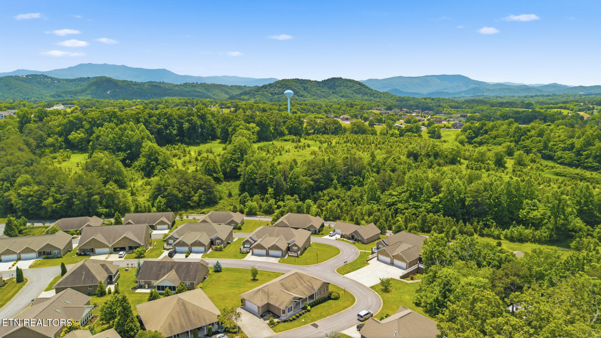 2119 Zion Drive Sevierville TN 37862