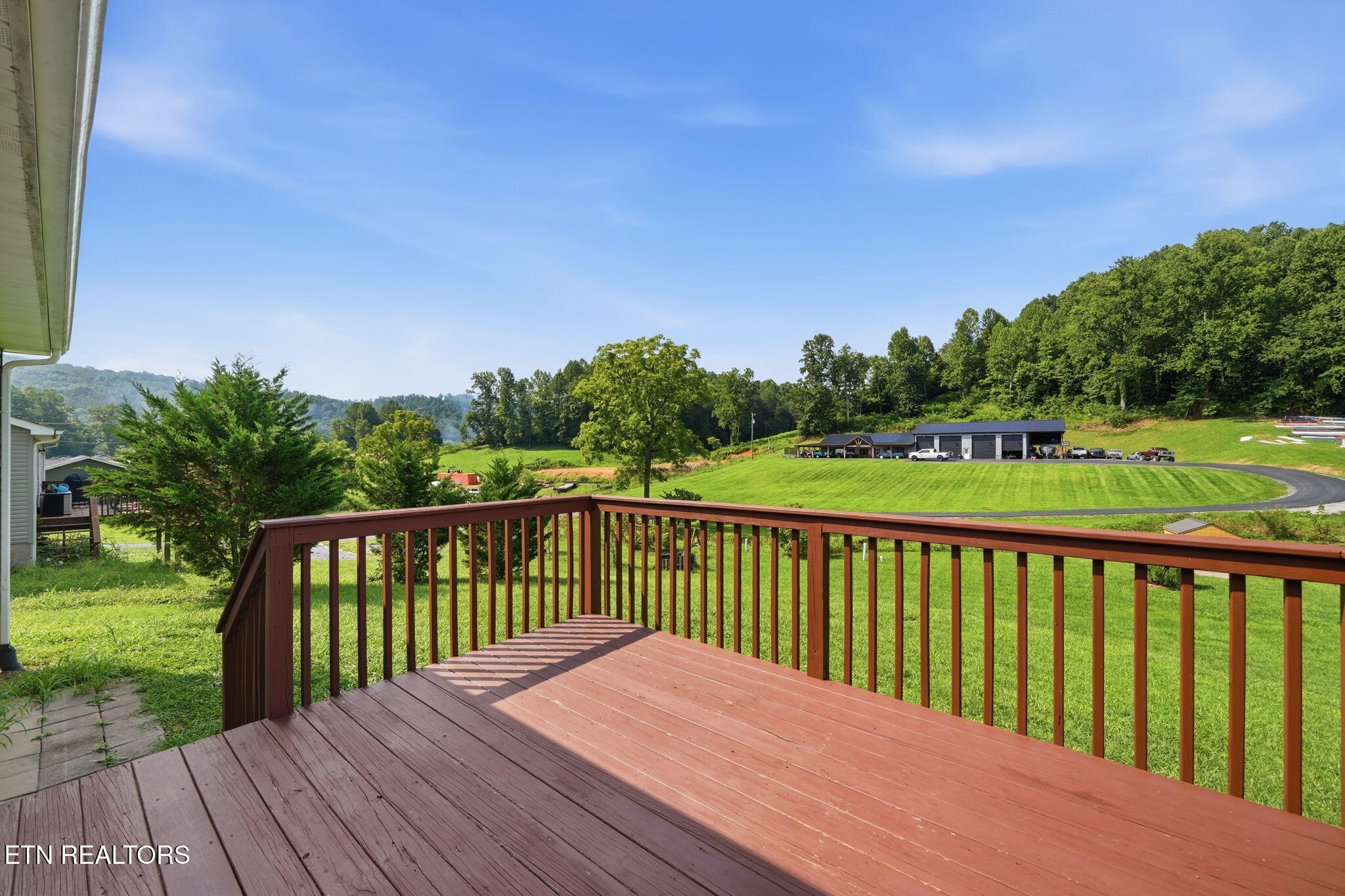 137 Raccoon Valley Road Maynardville TN 37807