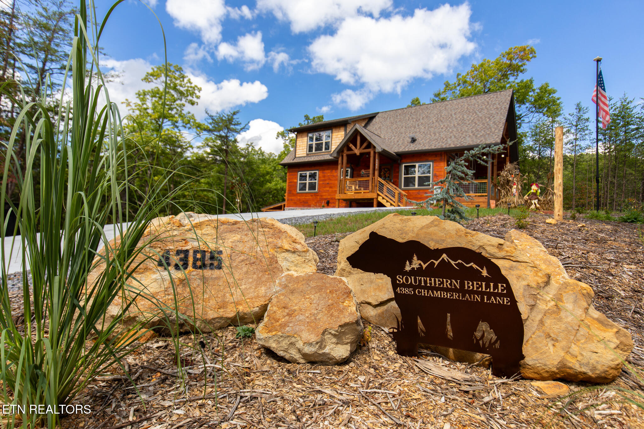 4385 Chamberlain Lane Sevierville TN 37862