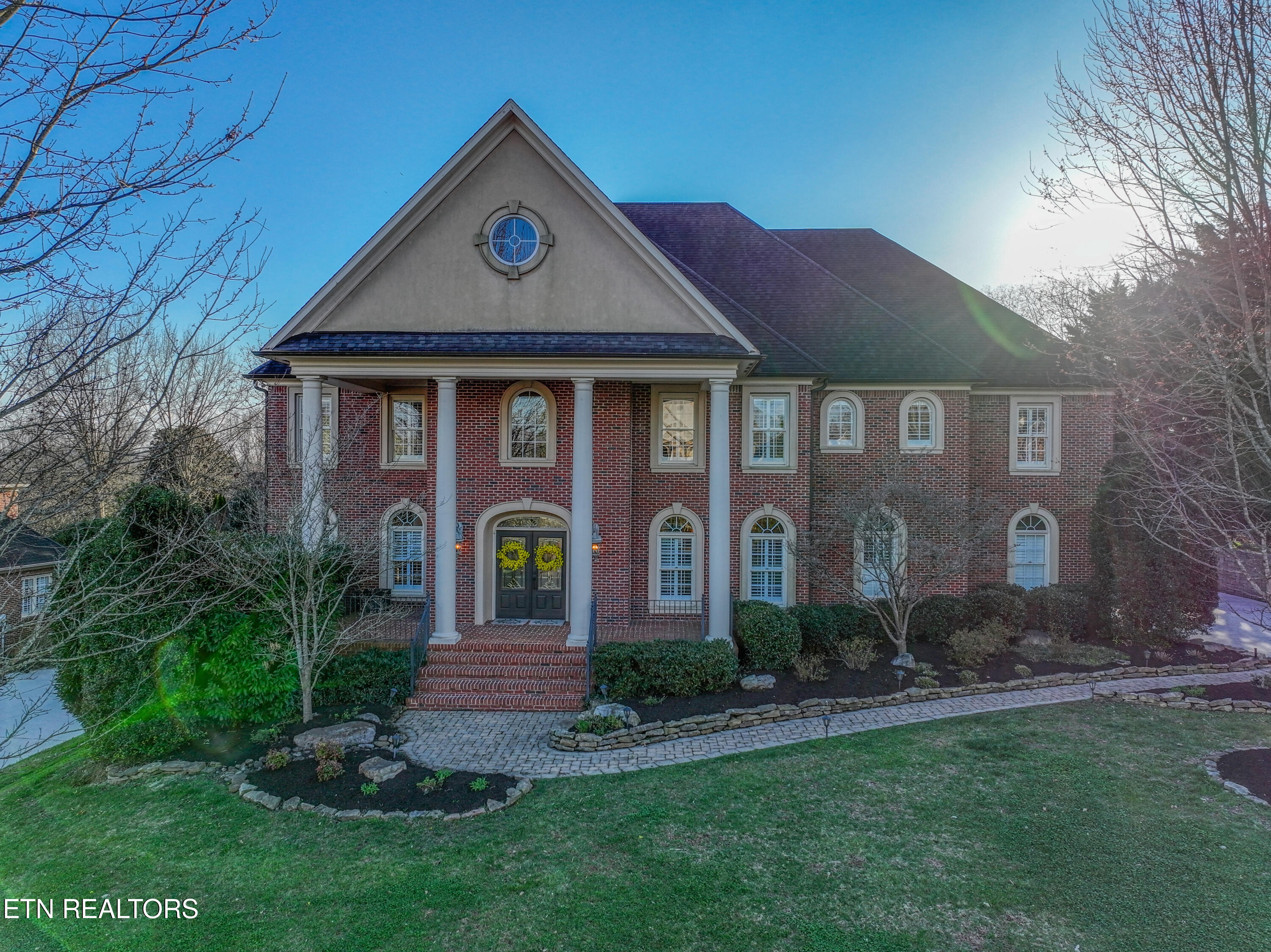 1837 Regents Park Road Knoxville TN 37922